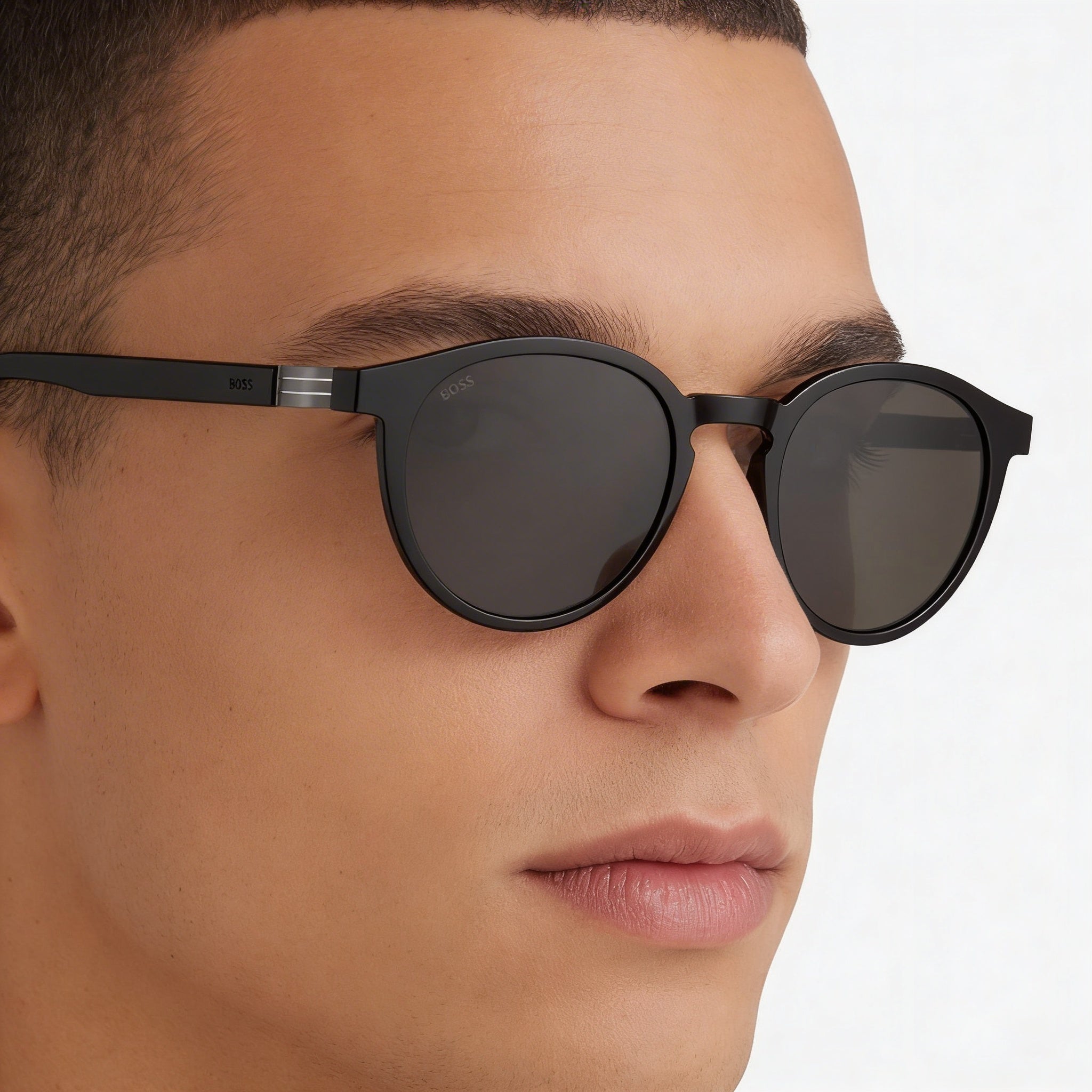 Gafas de sol Hugo Boss para hombre, funcionales y cómodas, con montura de poliamida negra y gris, 100 % protección UV, no polarizadas, 51 mm, Photo 3