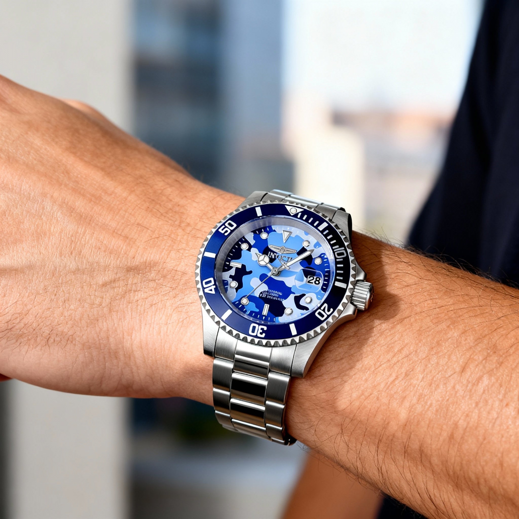 Invicta Pro Diver 48570 Men's Quartz Stainless Steel Bracelet Watch with Blue Dial, 40mm Case, 20 ATM, Photo 3