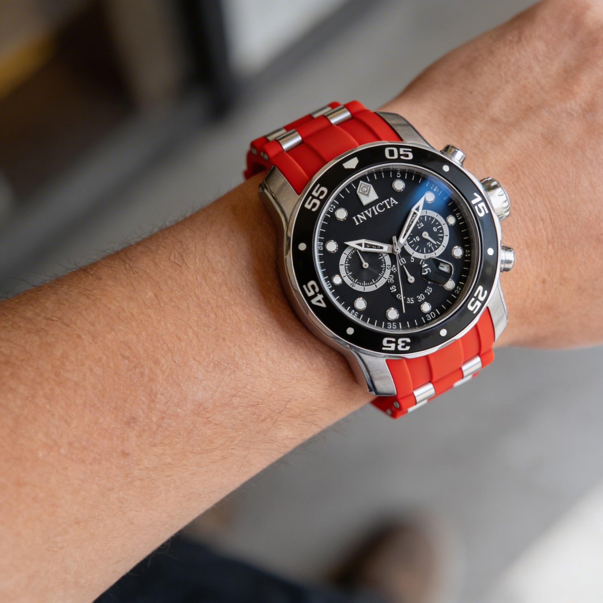 Reloj cronógrafo de cuarzo Invicta Pro Diver - SCUBA 49829 para hombre, de acero inoxidable y esfera negra de 48 mm., Photo 2