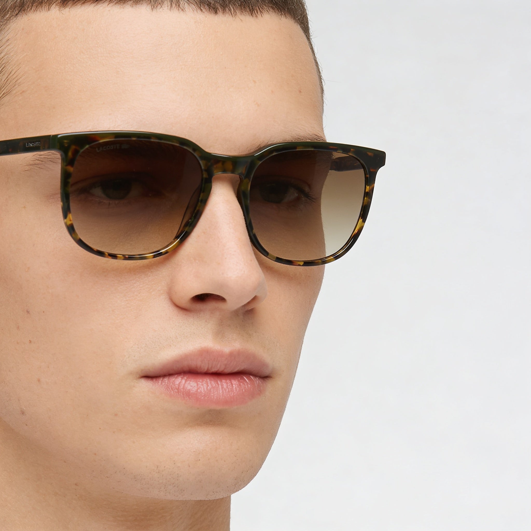 Gafas de sol unisex Lacoste La Stripes & Piping con montura de acero de aleación verde habano oscuro y protección UV de 54 mm, Photo 5