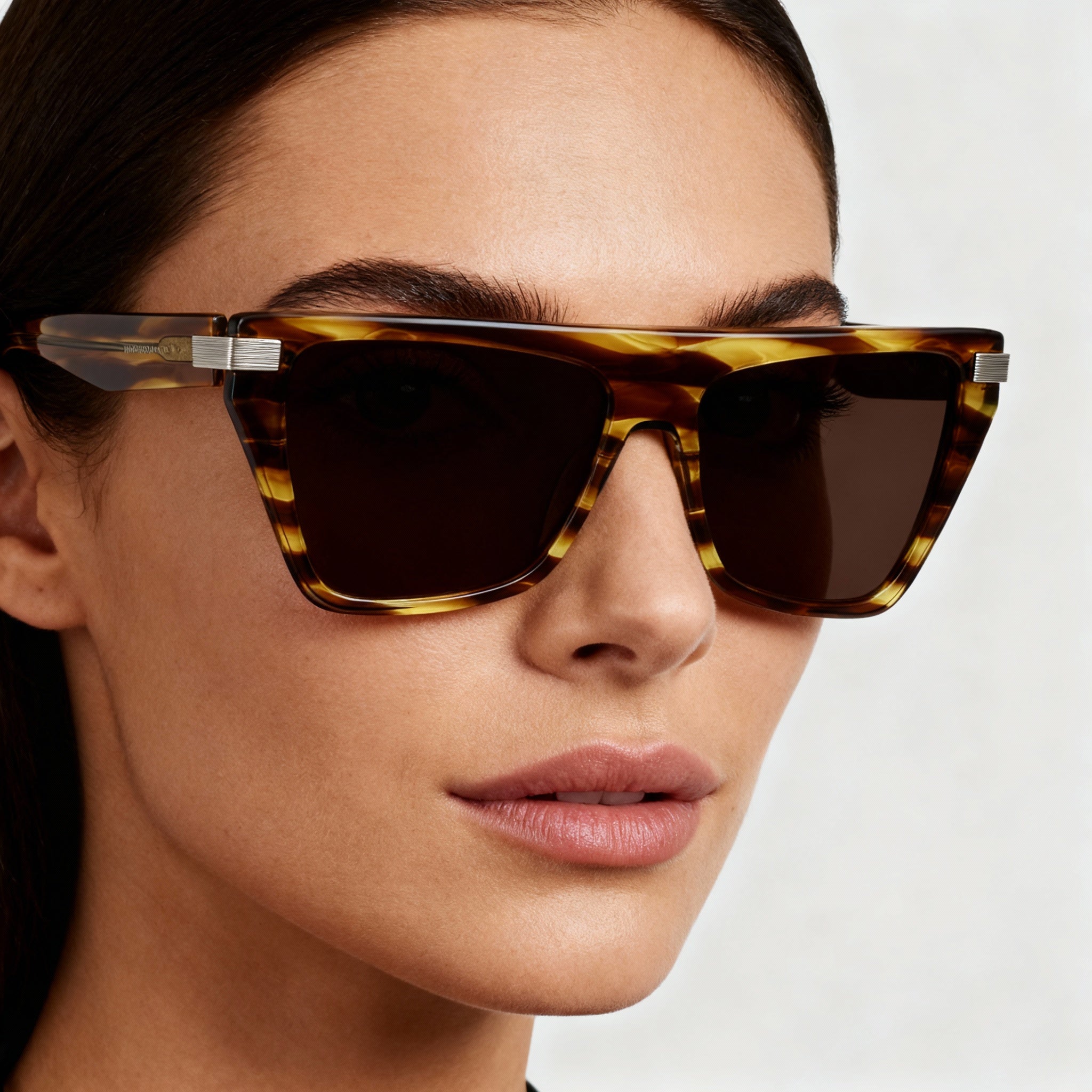 Victoria Beckham VB684S Women's Square Acetate Frame Sunglasses, Striped Tobacco, Size 57-15-140, Photo 5
