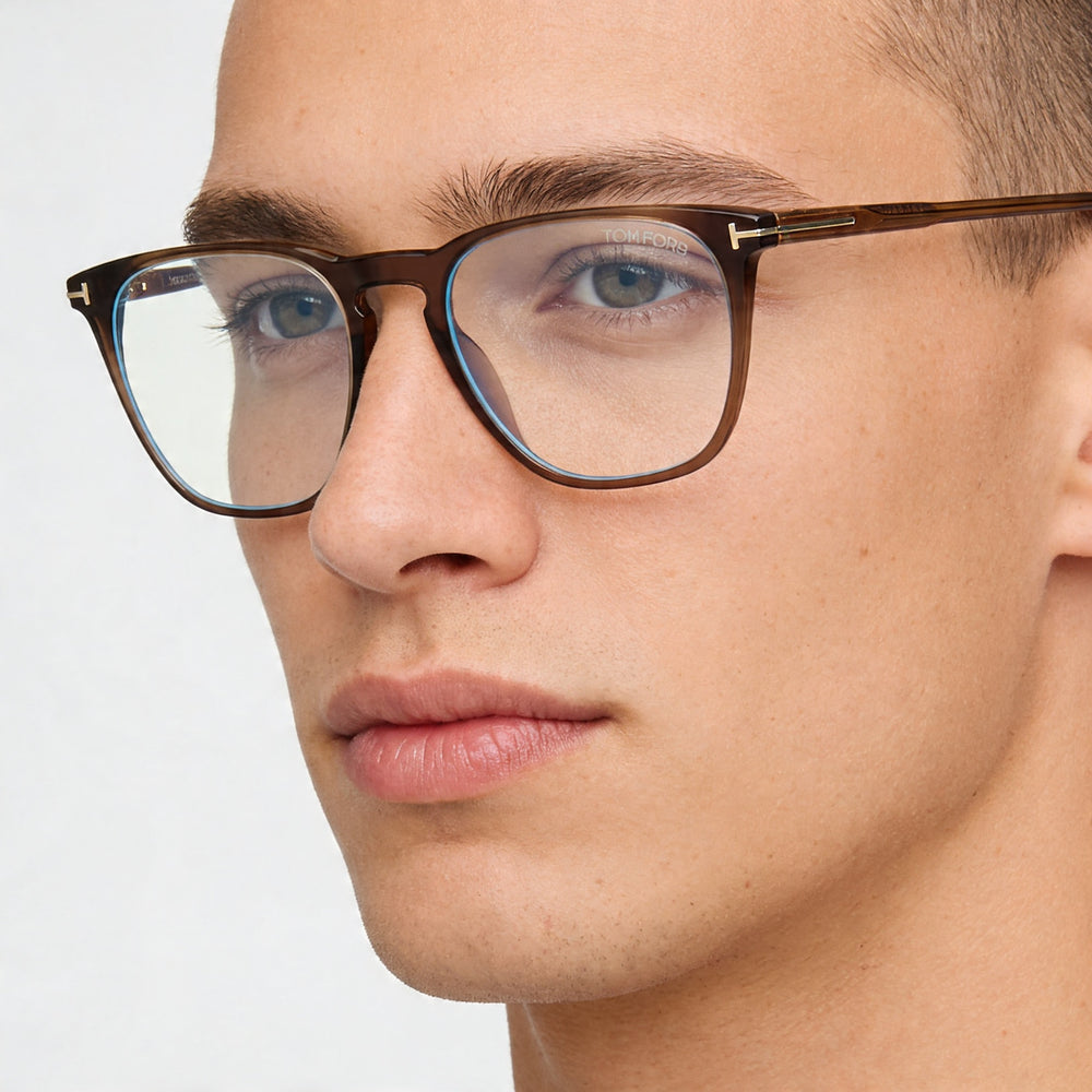 Tom Ford Round Model Men's Eyewear with Brown Frame and Plastic Lenses, featuring 52mm Lens, 18mm Bridge, 145mm Temple