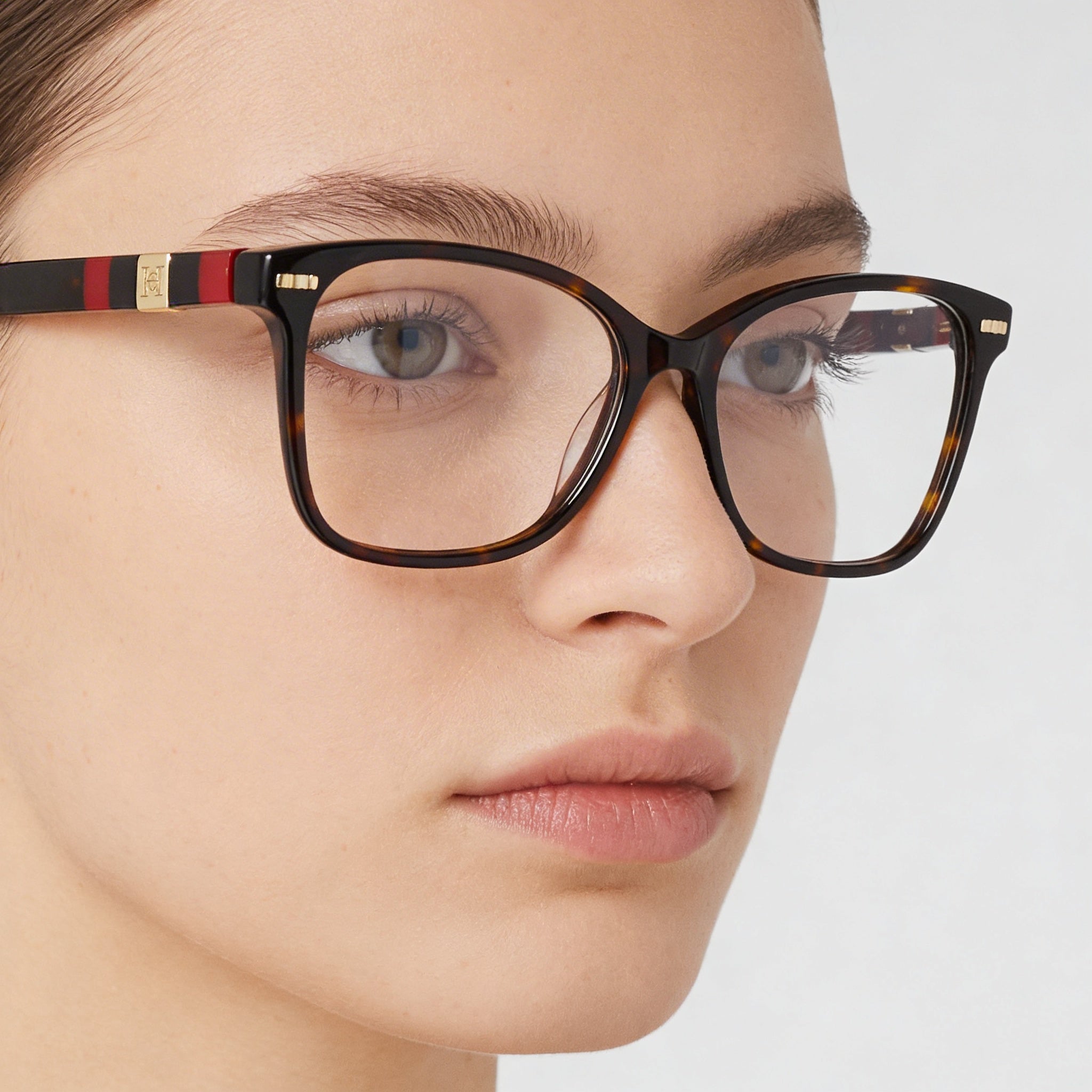 Gafas Carolina Herrera Her 0108 estilo moderno para mujer con montura de acetato y lentes de policarbonato rojo habana de 54 mm, Photo 3