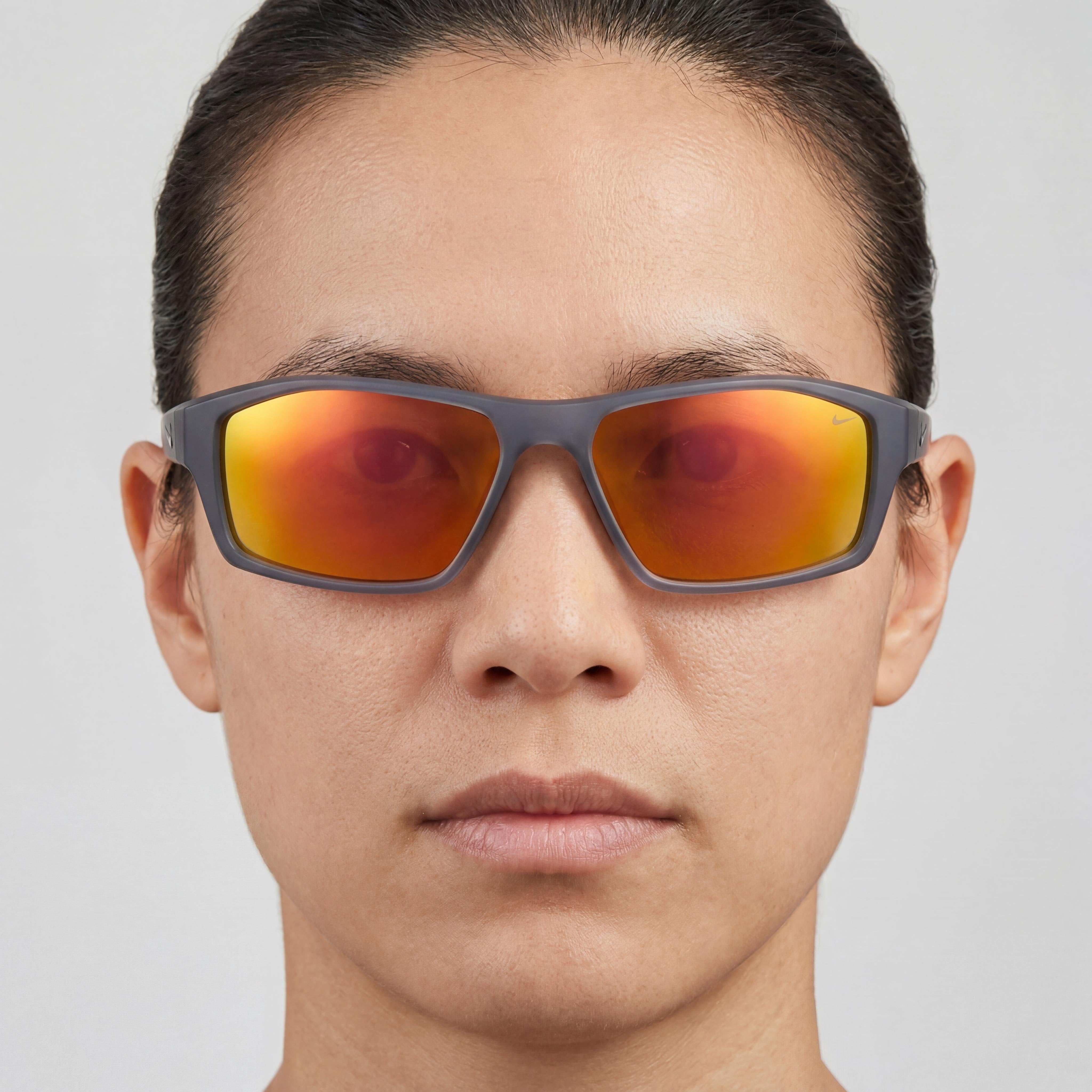 Gafas de sol rectangulares Nike Brazen Shadow-m unisex de plástico inyectado, gris oscuro/negro/rojo espejo, 59 mm, Photo 4