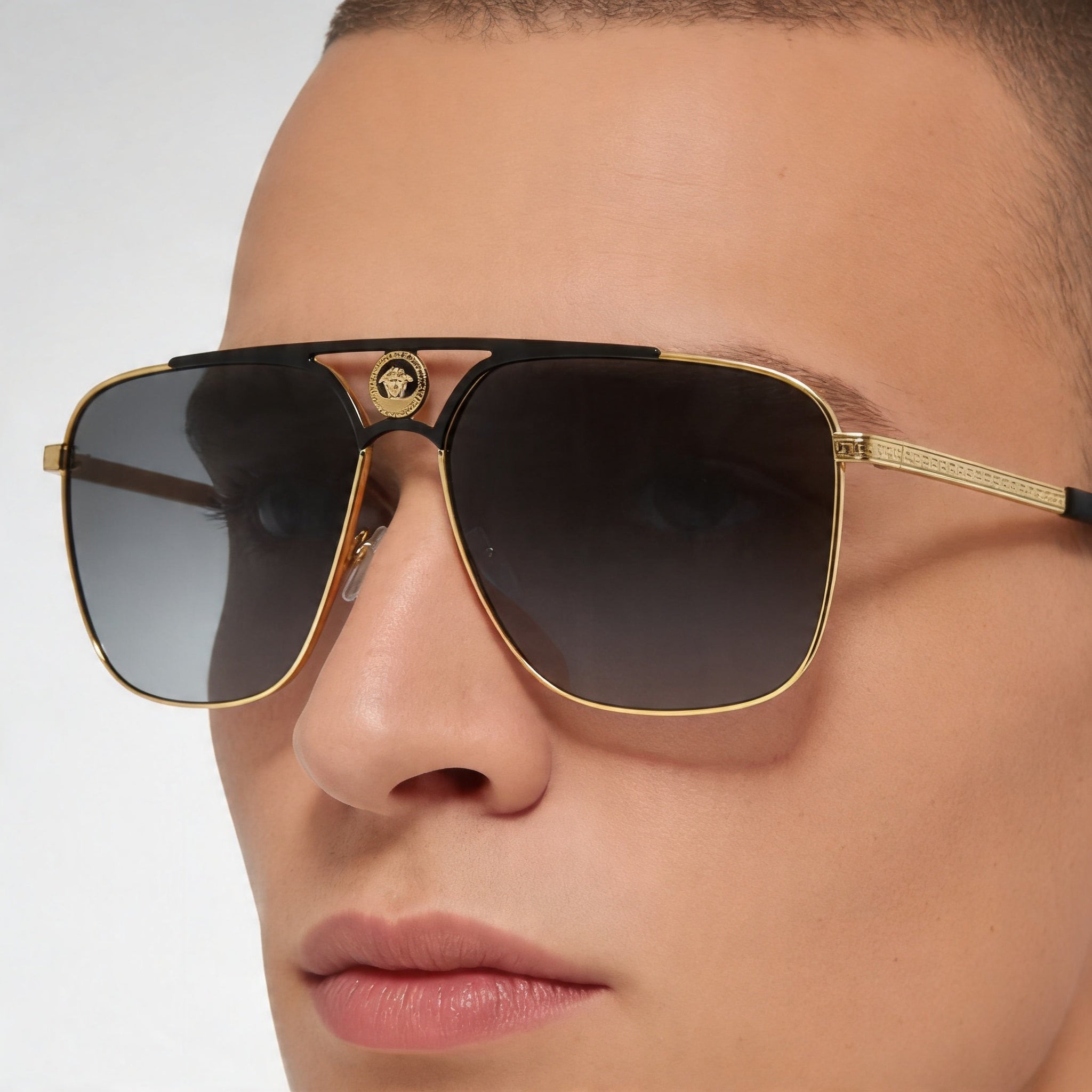 Versace Gold Matte Black Rectangle Unisex Acetate Frame Sunglasses with Grey Polycarbonate UV Protected Lenses 61mm, Photo 4