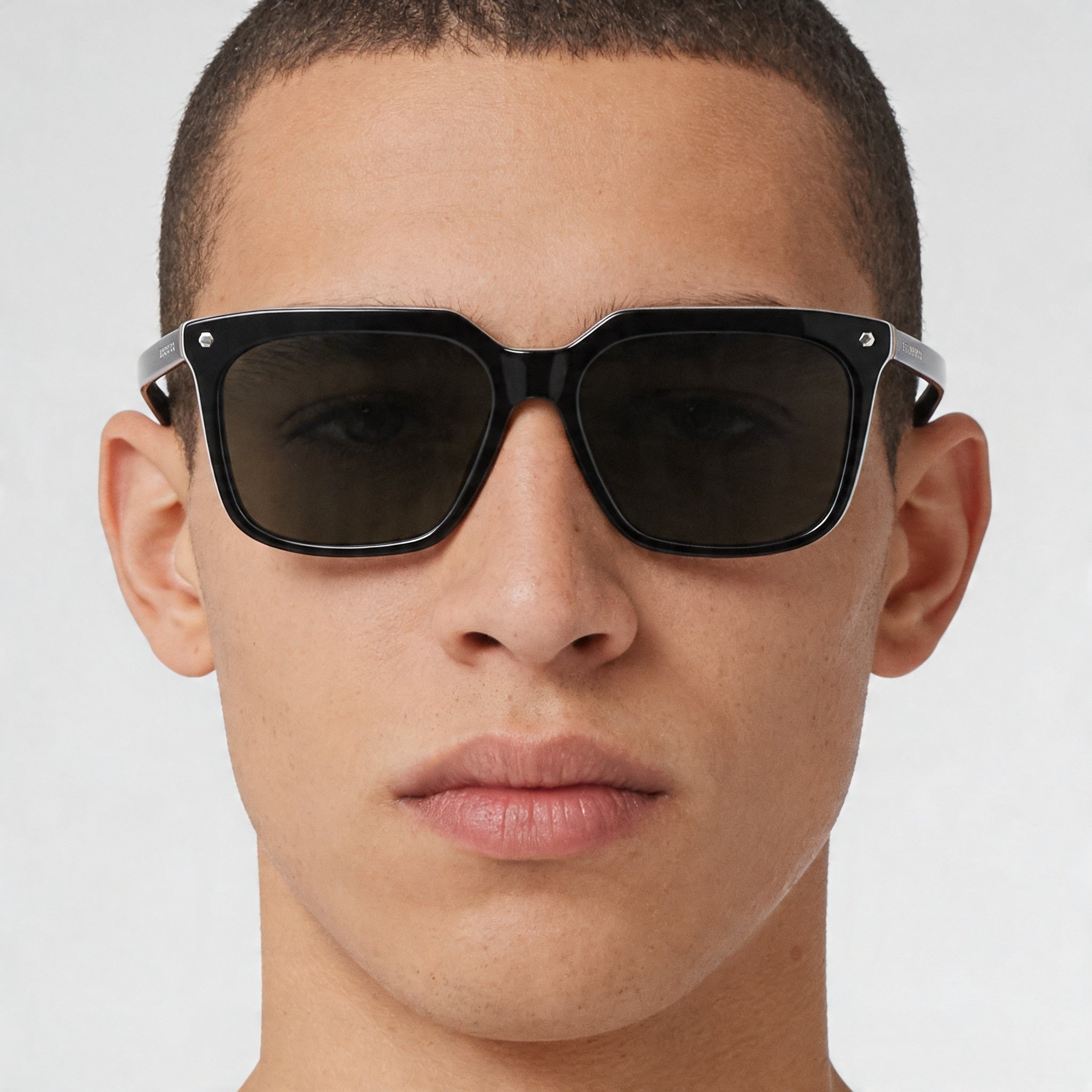 BURBERRY Carnaby Geometric Sunglasses Men's Black/Dark Gray Plastic Non-Polarized UV Protected 56mm, Photo 4