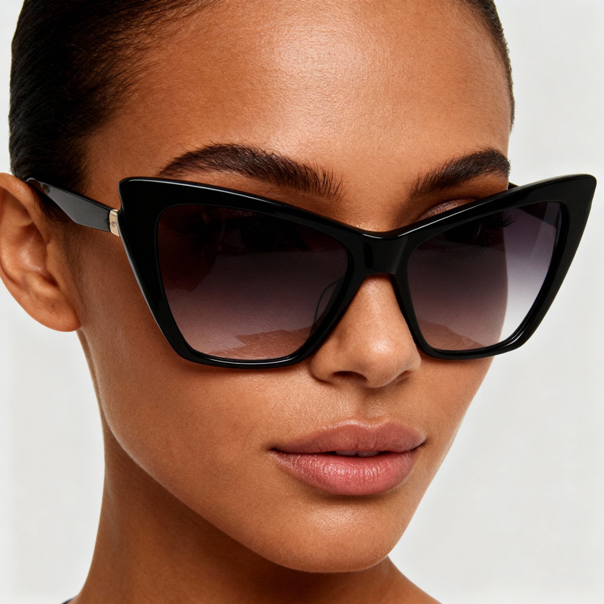 Longchamp LO669S Women's Modified Rectangle Plastic Non-Polarized Sunglasses, Black, Gradient Grey, 56mm, Photo 3