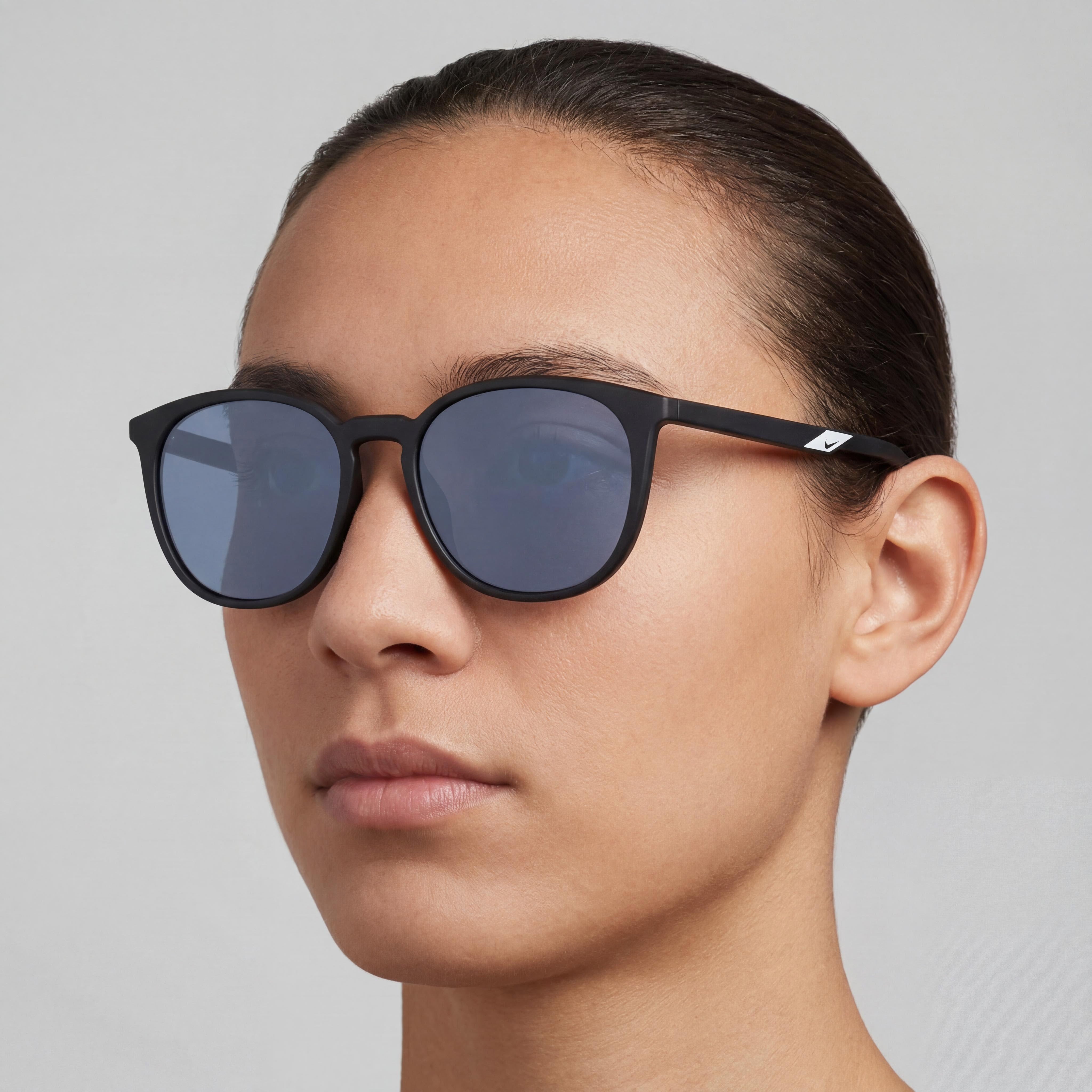Nike Classic NKDV2292 54-18-145 Unisex Sunglasses Matte Black White Frame Dark Grey Polycarbonate Lens, Photo 4