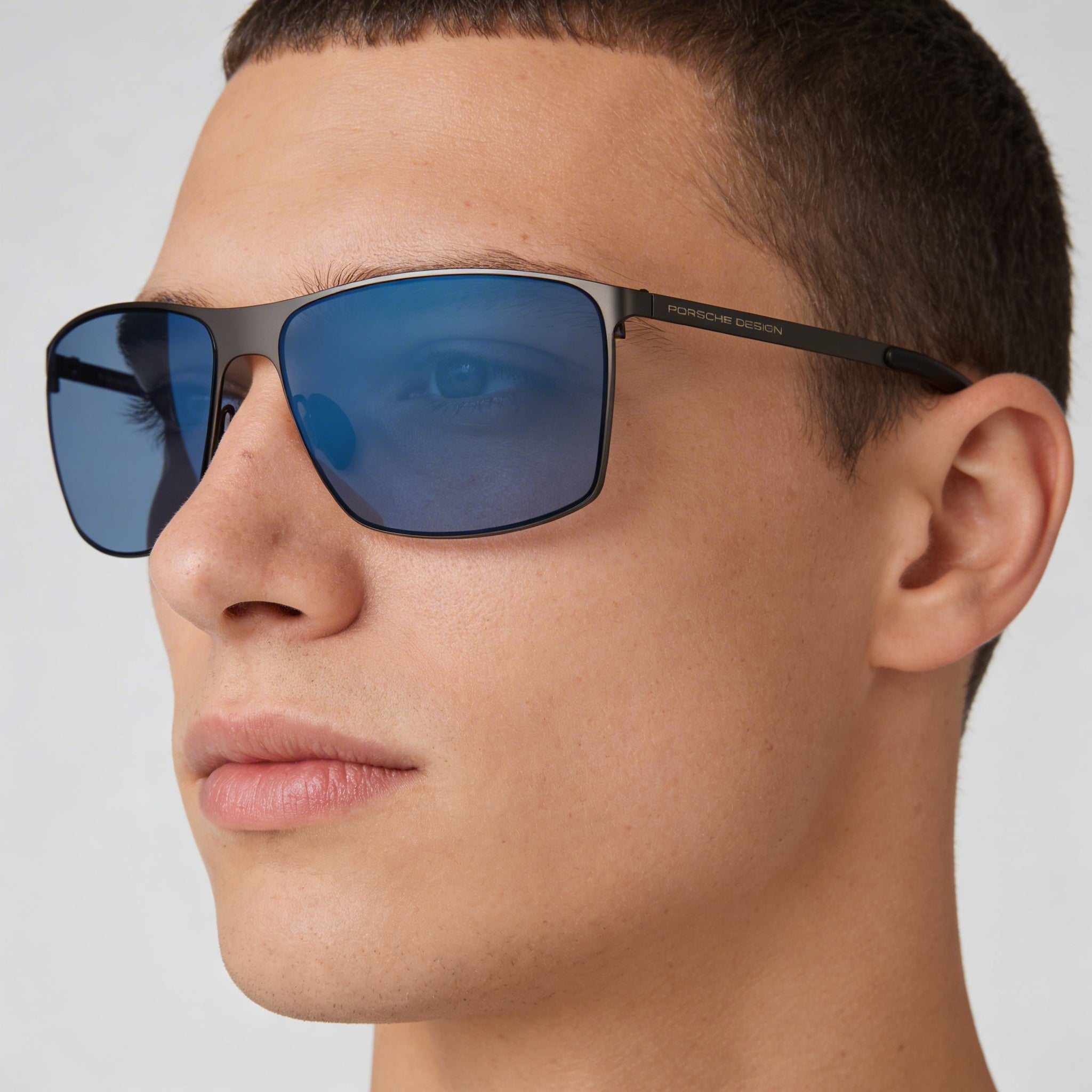 Gafas modernas Porsche Design para hombre, montura Gun, lentes azules no polarizadas, 64 mm, protección UV, Photo 3