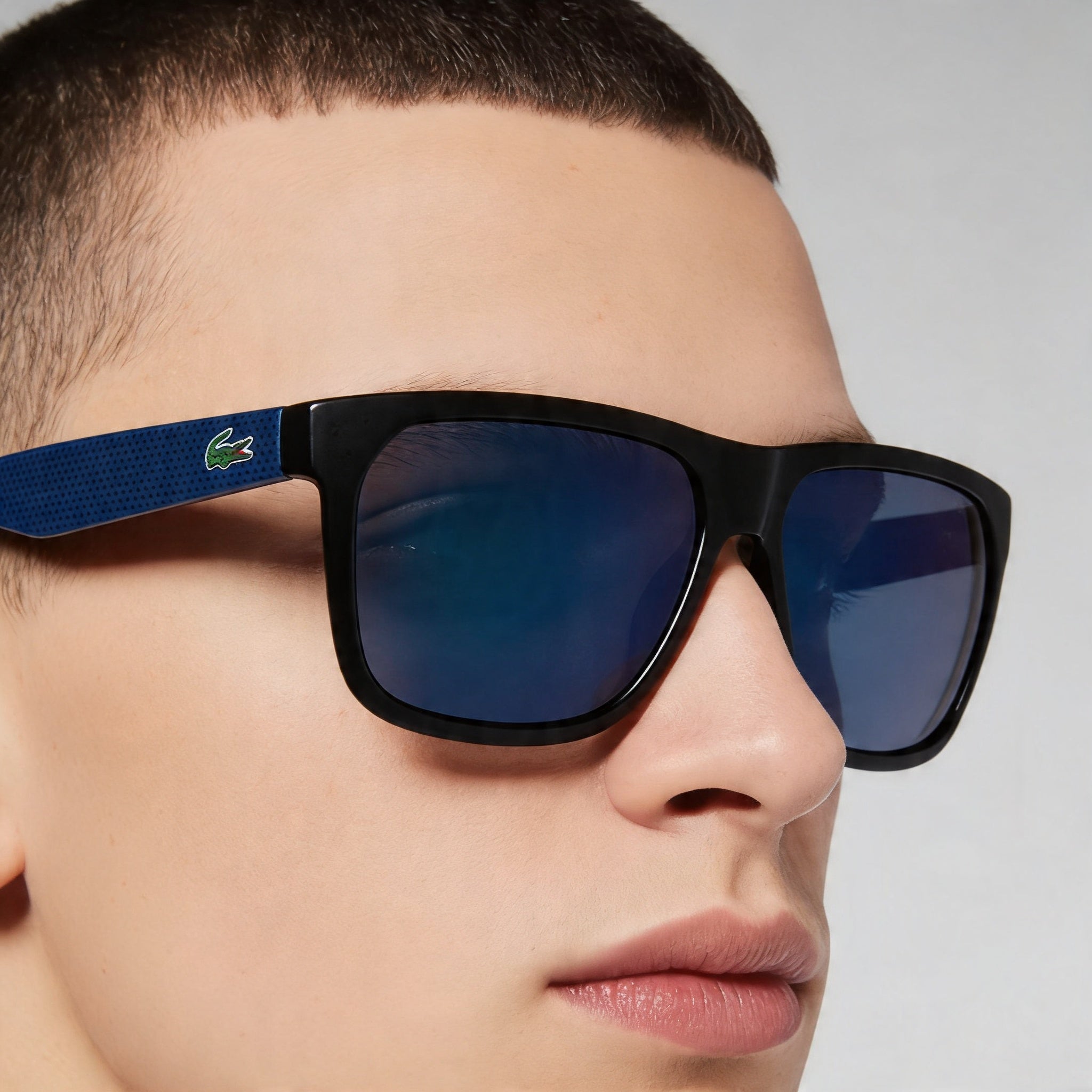 Lacoste L732S N Gafas de sol unisex casuales de plástico negro con lentes grises no polarizadas protección UV 400 de 56 mm, Photo 4