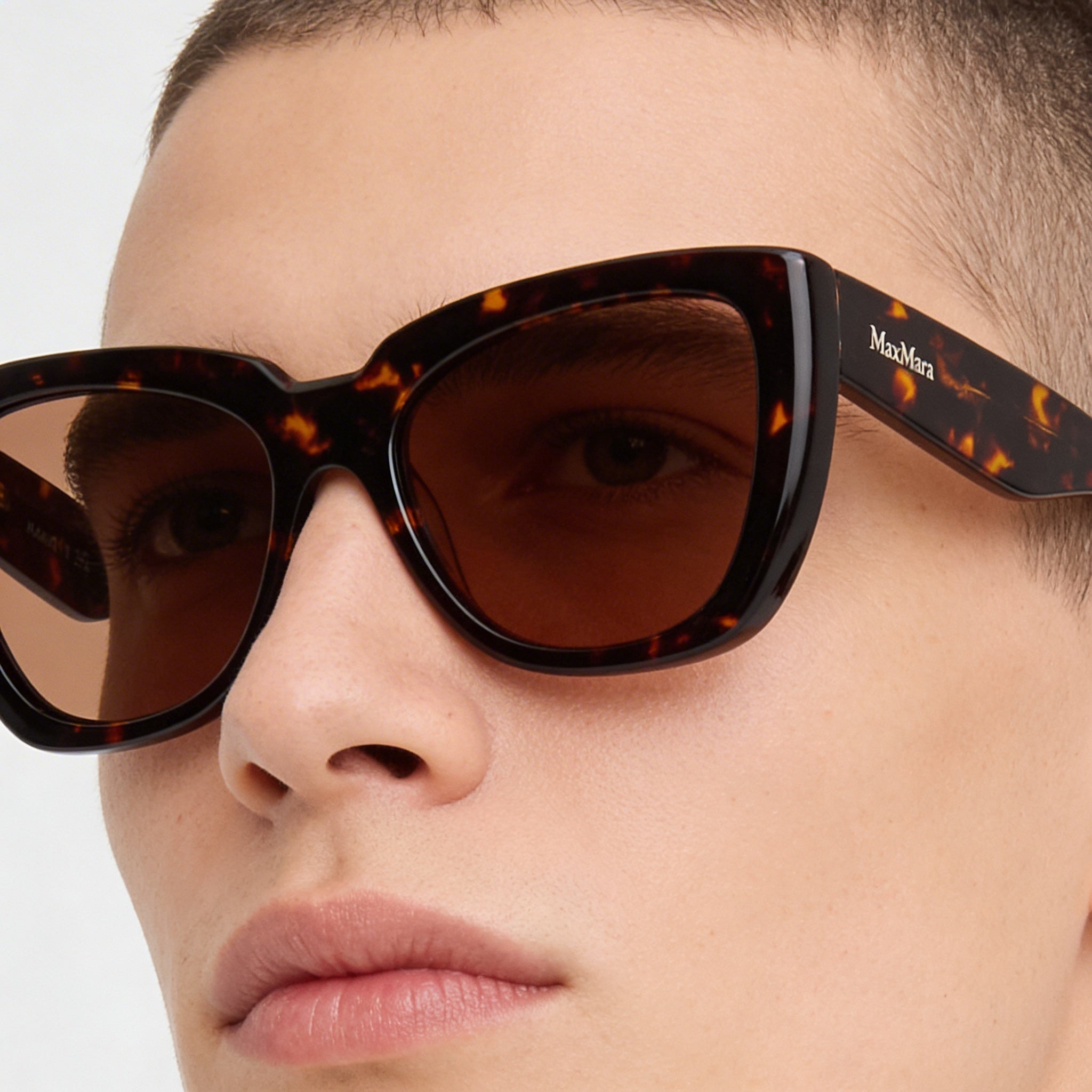MaxMara Mm0090 Unisex Acetate Eyewear, Dark Havana Frame, Non-Polarized UV 400 Lenses, 54mm Lens Width, Photo 4