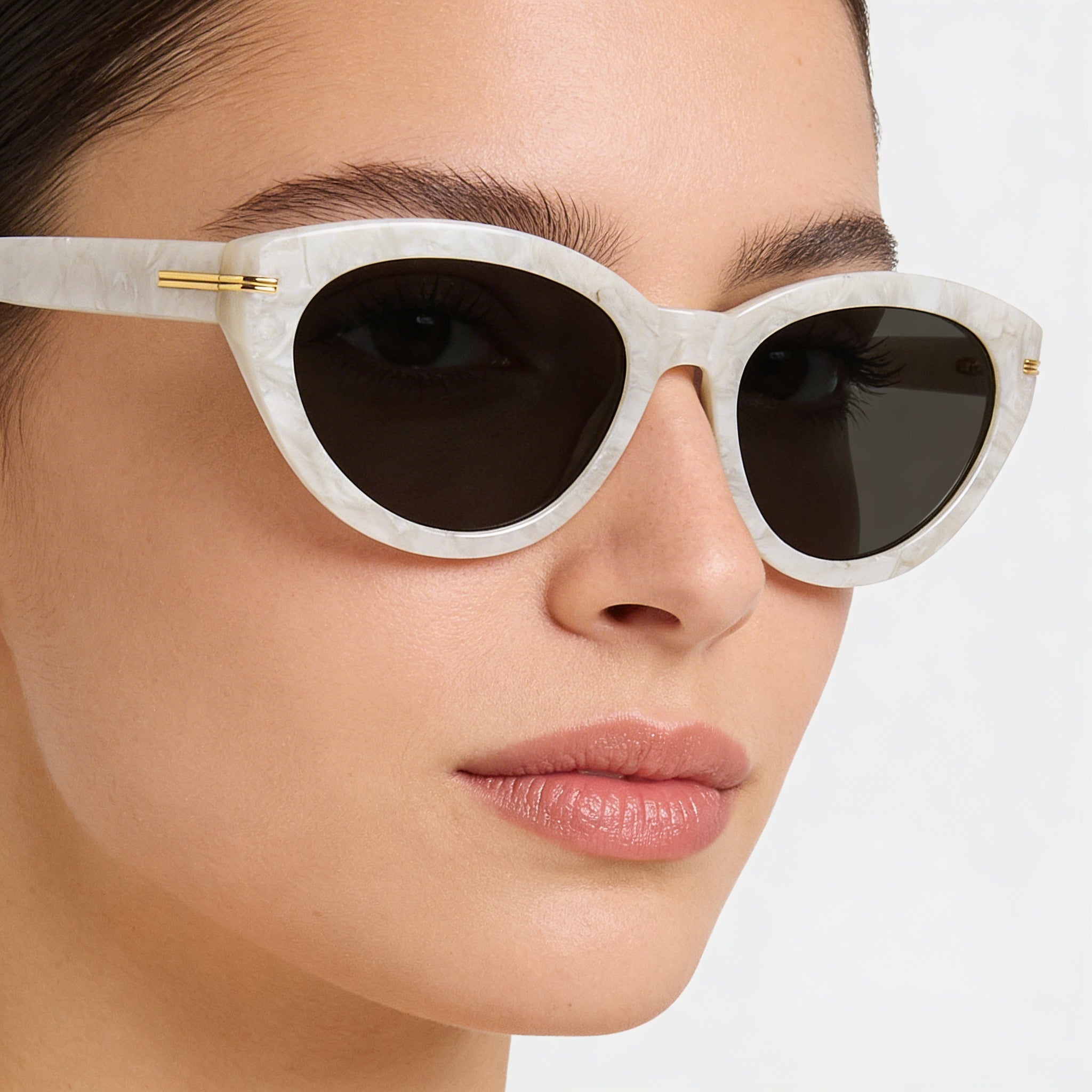 Gafas de sol de acetato blanco nacarado con lentes grises BOSS 1779/S para mujer de Hugo Boss, 100 % protección UV, 55 mm, Photo 4