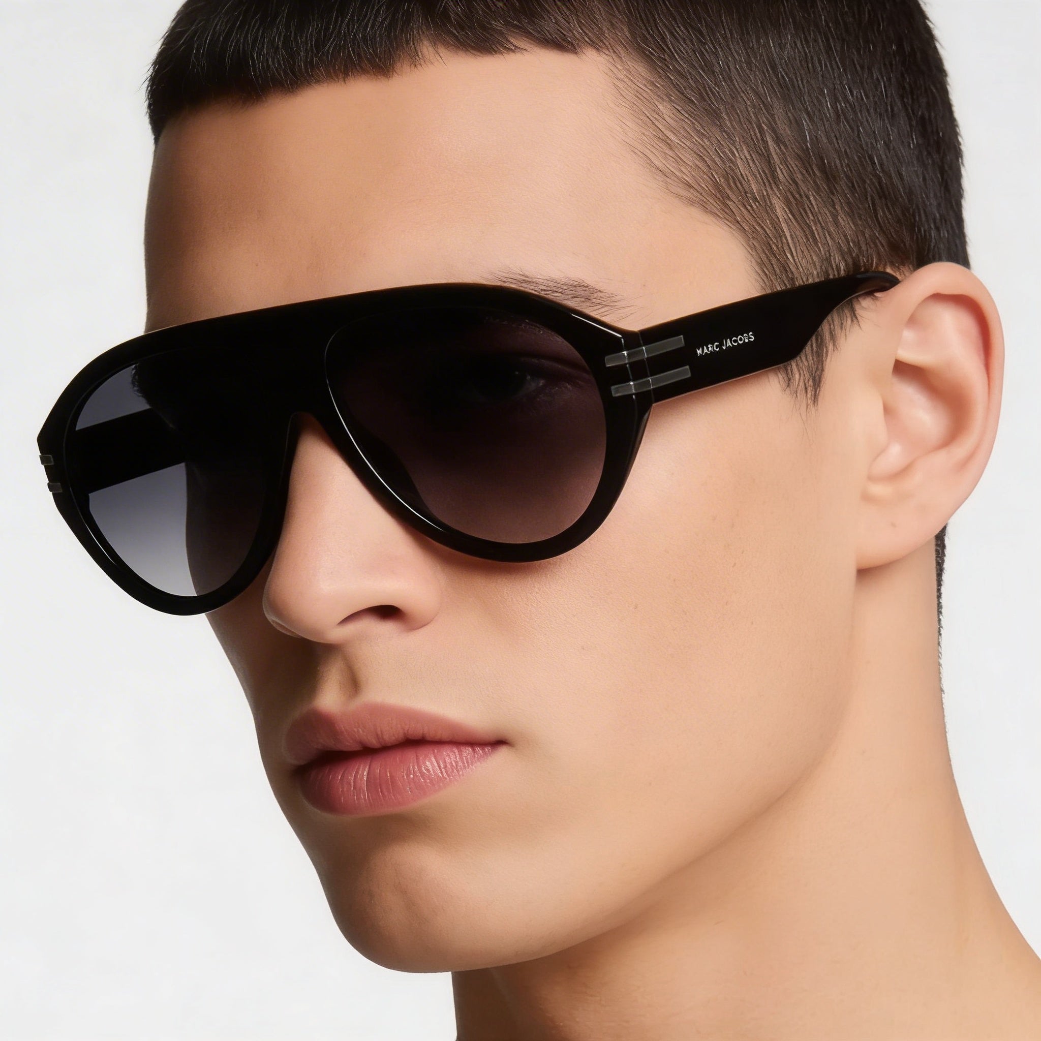 Gafas de sol informales de acetato Marc Jacobs para hombre con montura rutenio oscuro negro y lentes sombreadas gris oscuro de 58 mm, Photo 5