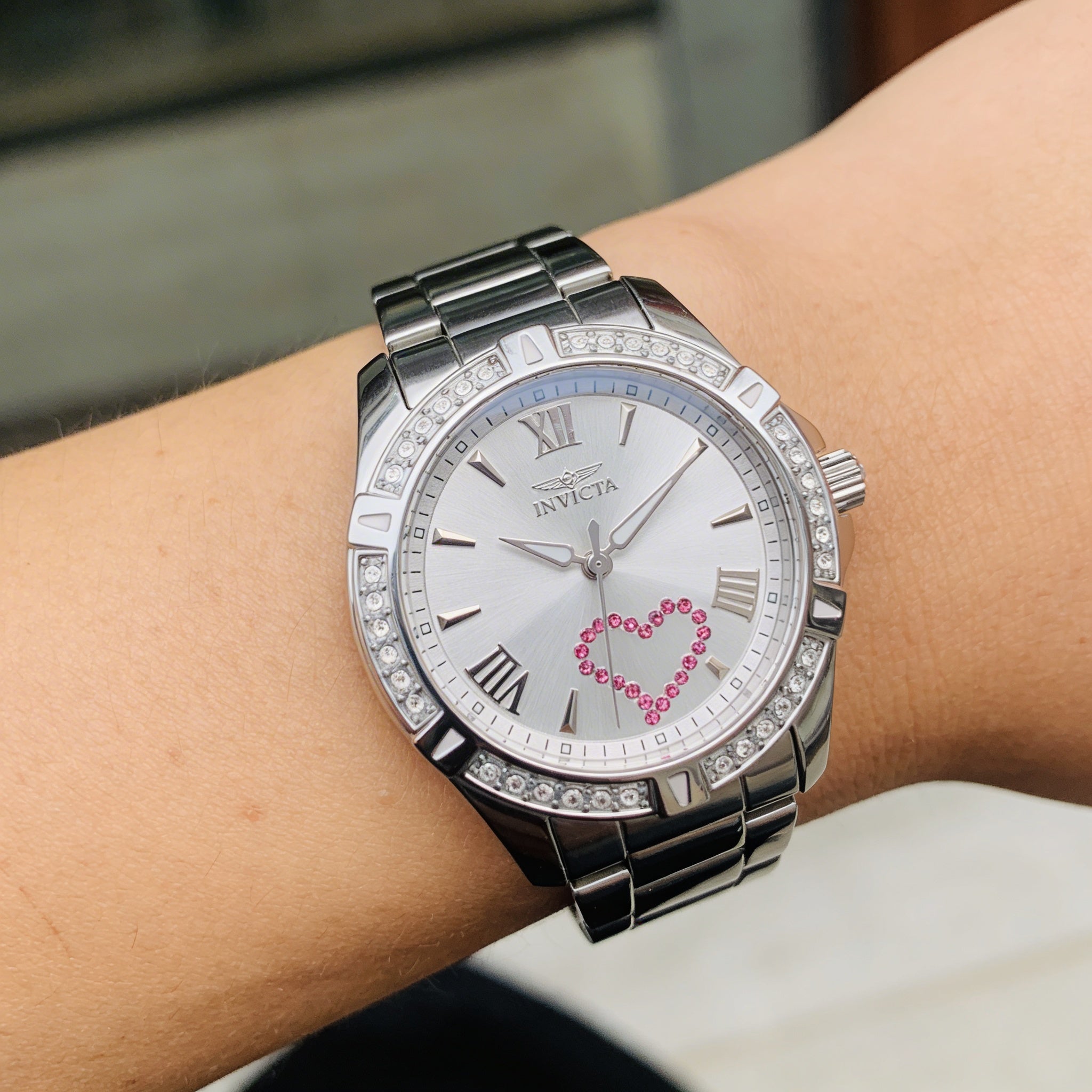 Reloj de cuarzo Invicta Angel 49842 para mujer, esfera plateada de 34 mm, pulsera de acero inoxidable, 10 ATM, Photo 3