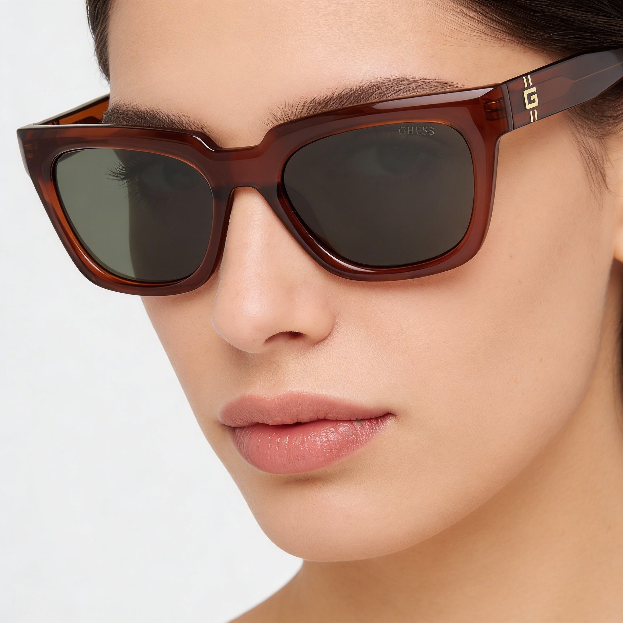 GUESS Women's Square Injected Plastic Sunglasses Shiny Dark Brown Frame with Green Lenses 100% UV Protection 53mm, Photo 5