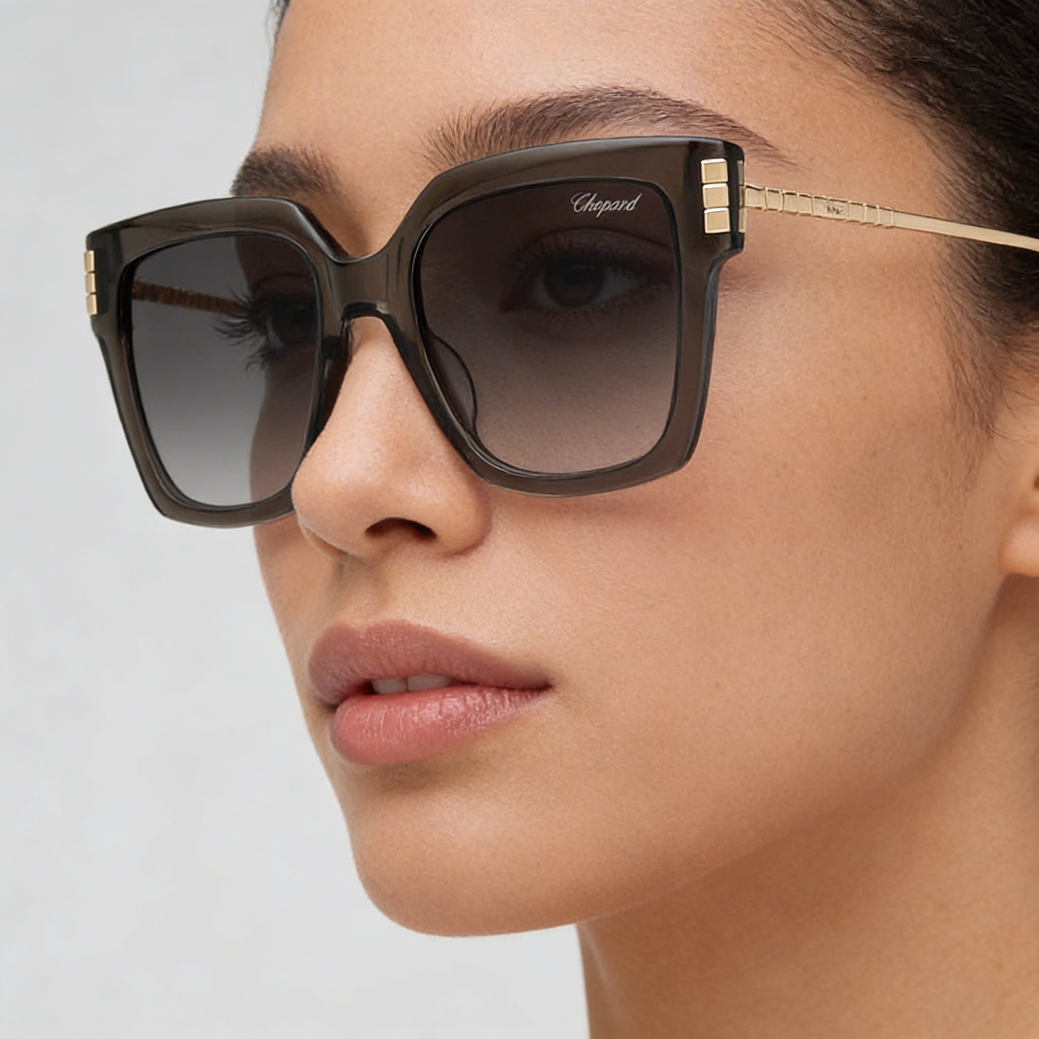 Chopard Sch353m Women's Titanium Frame Grigio Trasparente Sunglasses with Smoke Gradient Lenses 54-19-135mm, Photo 5