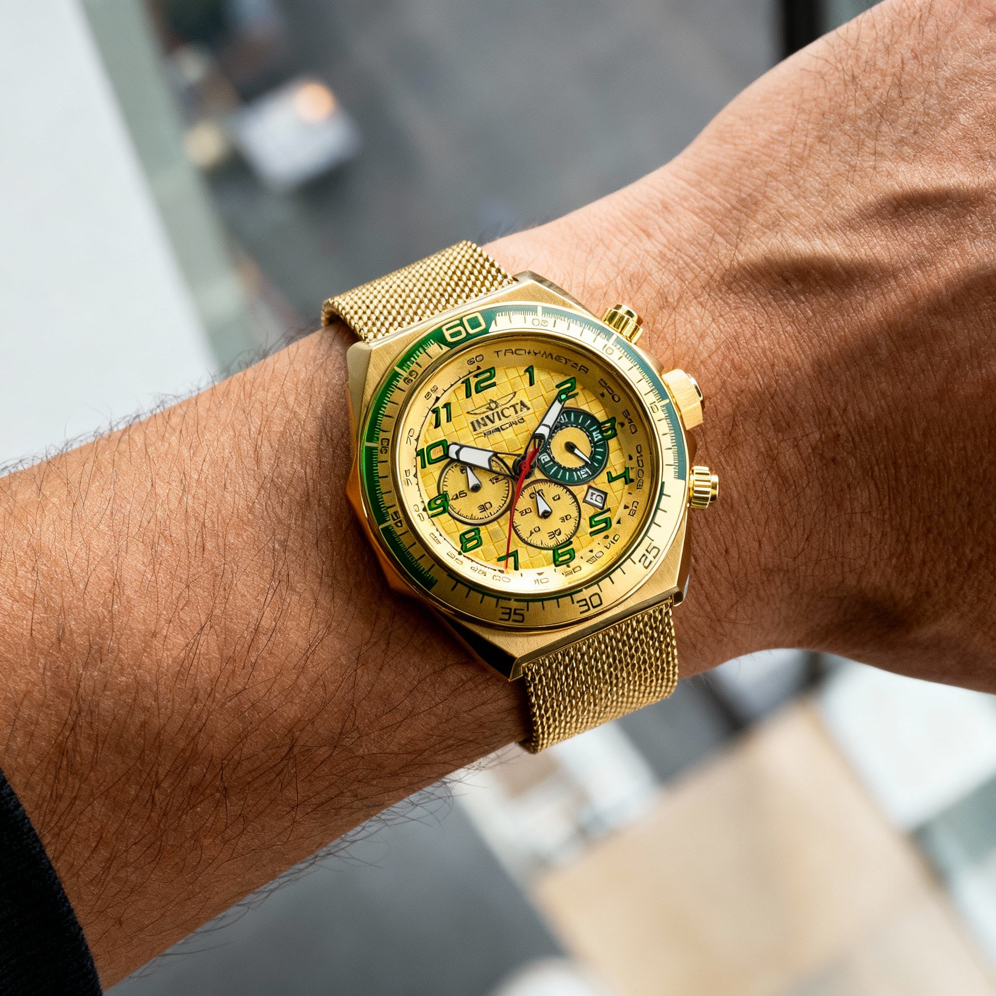 Reloj cronógrafo de cuarzo Invicta Racing 47902 para hombre, de acero inoxidable dorado con correa y caja de 50 mm de diámetro., Photo 3