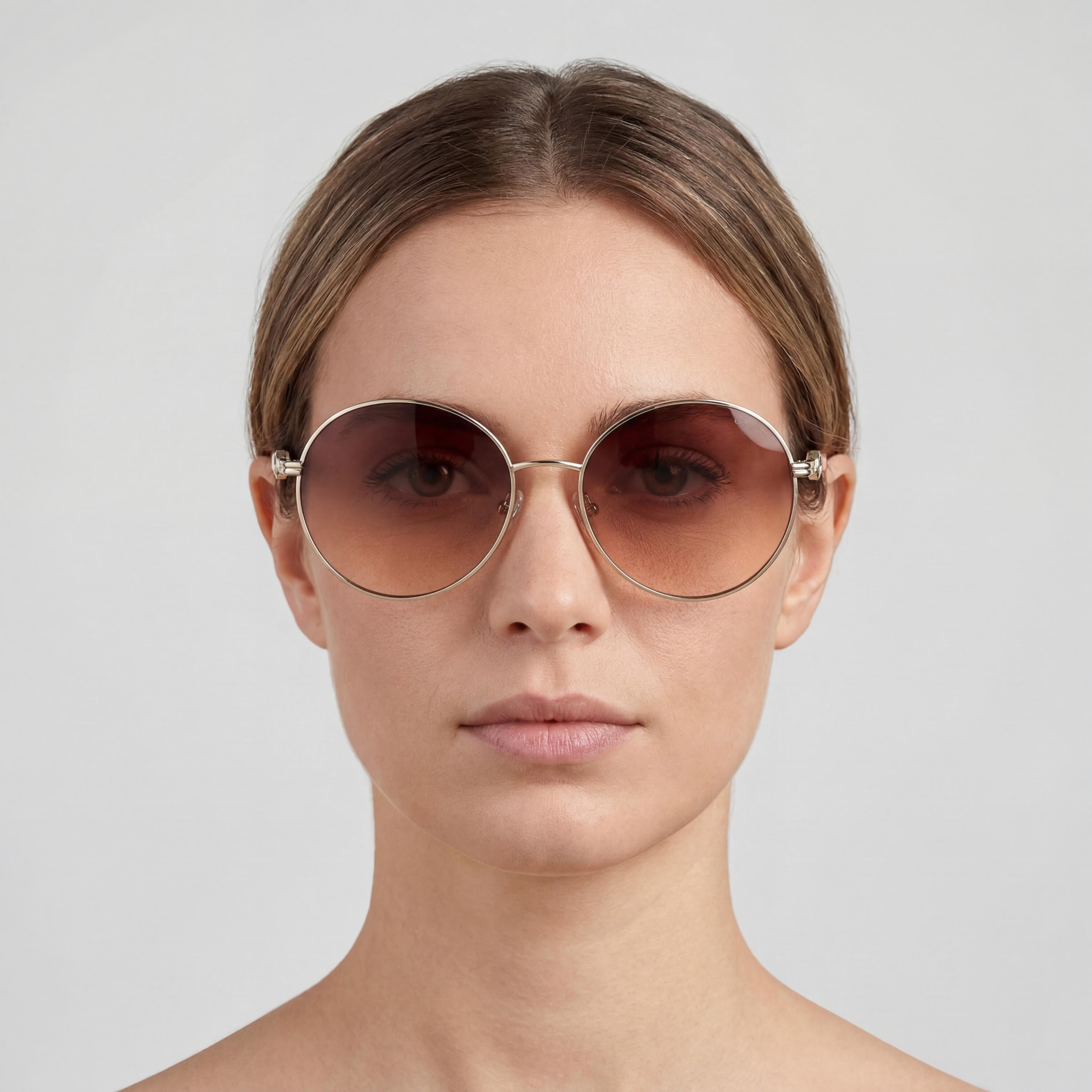 GUESS Casual Women's Metal Sunglasses, Shiny Pale Gold Frame, Gradient Brown UV 400 Lenses, 56mm, Photo 5