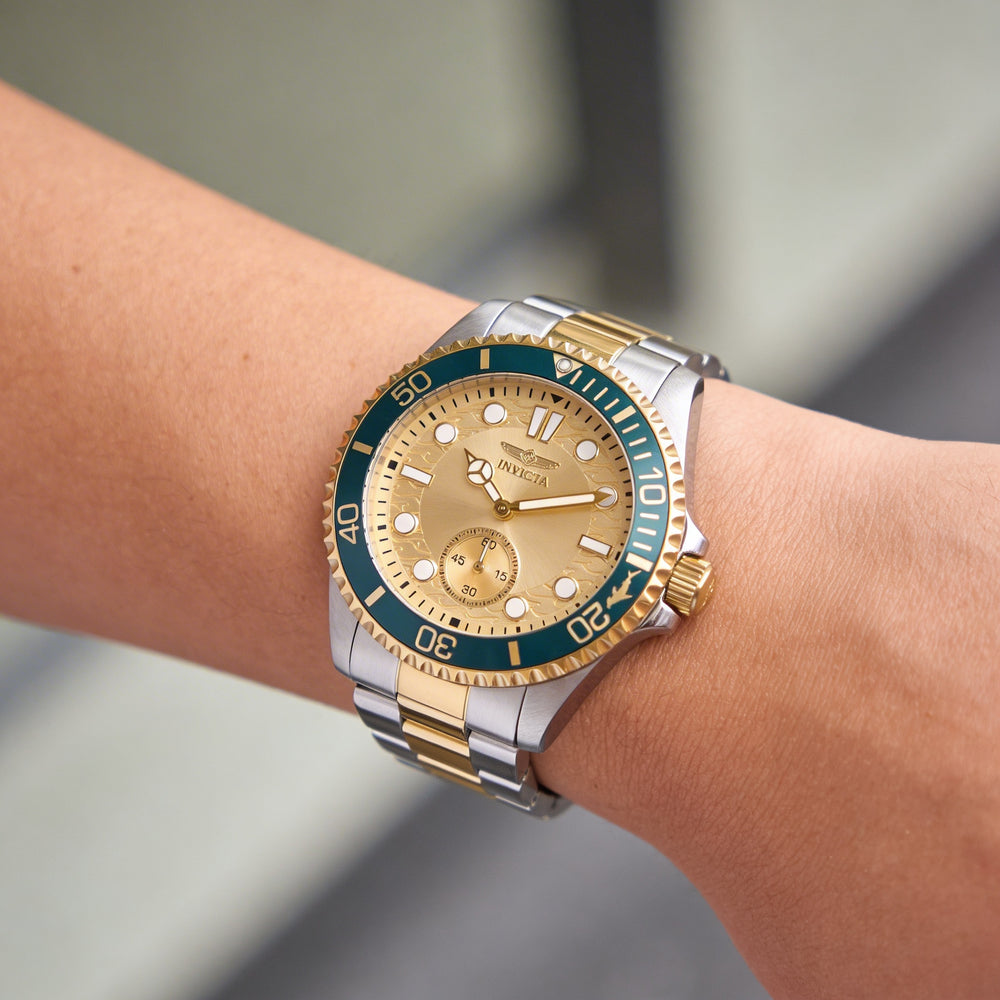Invicta Pro Diver 49425 Men's Quartz Silver Stainless Steel Watch with Gold Dial 43mm