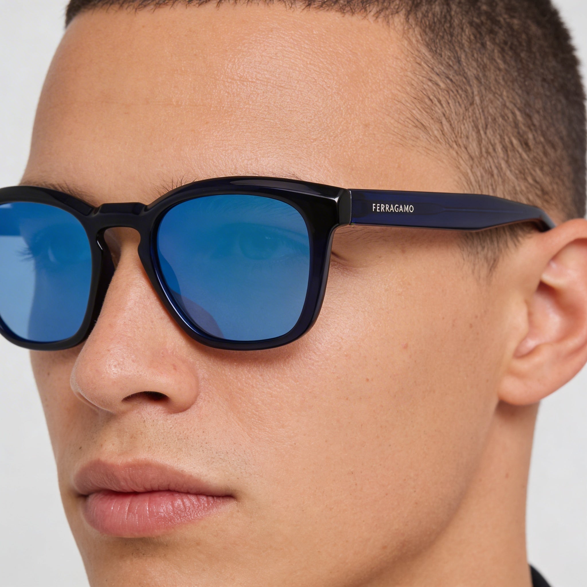 Gafas de sol rectangulares Ferragamo para hombre, modelo Sf2040se, montura de titanio azul transparente, protección UV 400, medida 50-21-145, Photo 4