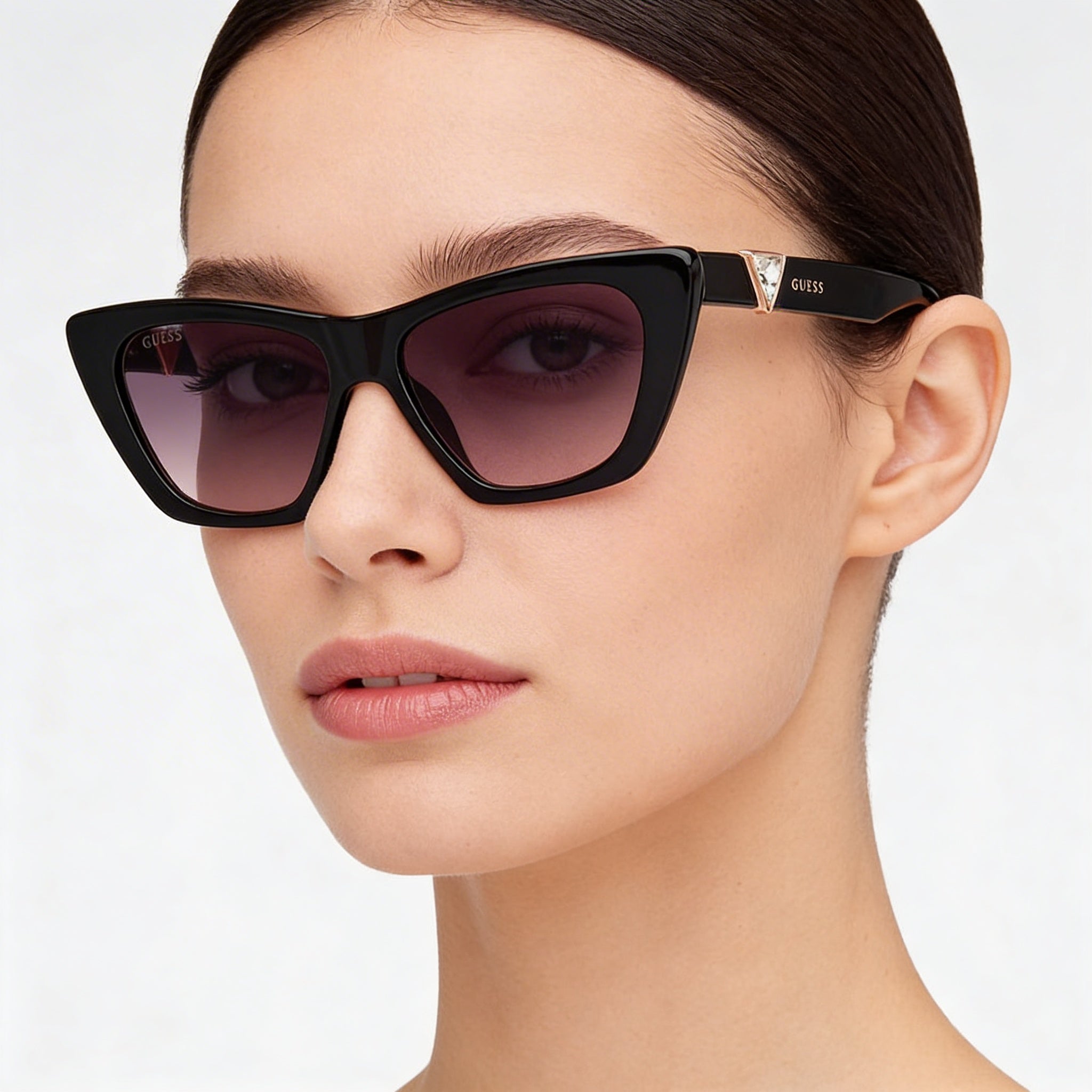 GUESS Women's UV Protective Shiny Black Plastic Frame Polycarbonate Sunglasses Gradient Smoke 53mm, Photo 3
