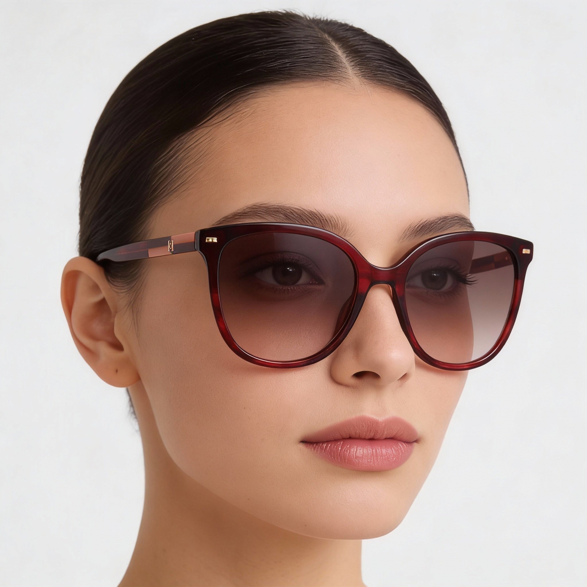 Carolina Herrera Casual Women’s Burguindy Horn Acetate Sunglasses with Brown Shaded Lenses 55mm, Photo 4