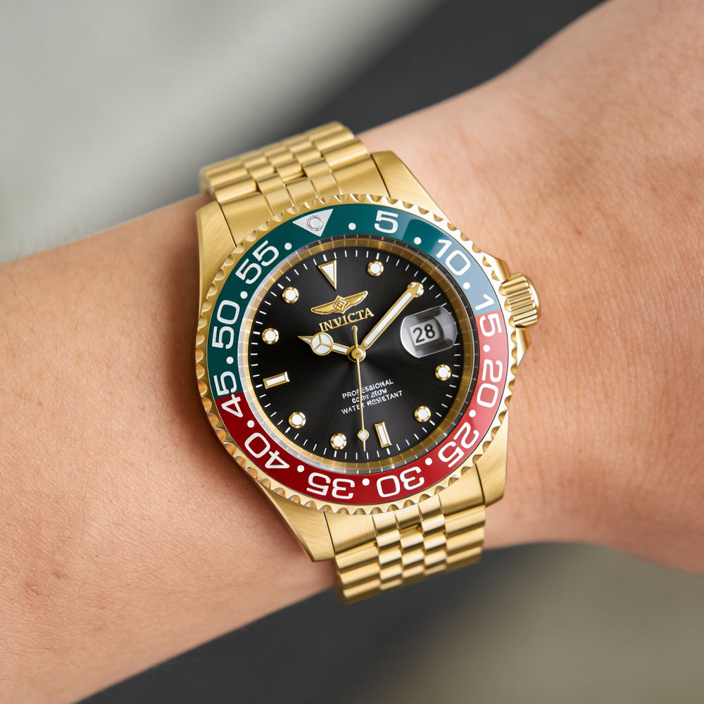 Reloj de buceo Invicta Pro Diver 36041 para hombre, de 40 mm, con pulsera de acero inoxidable y esfera negra que brilla en la oscuridad.