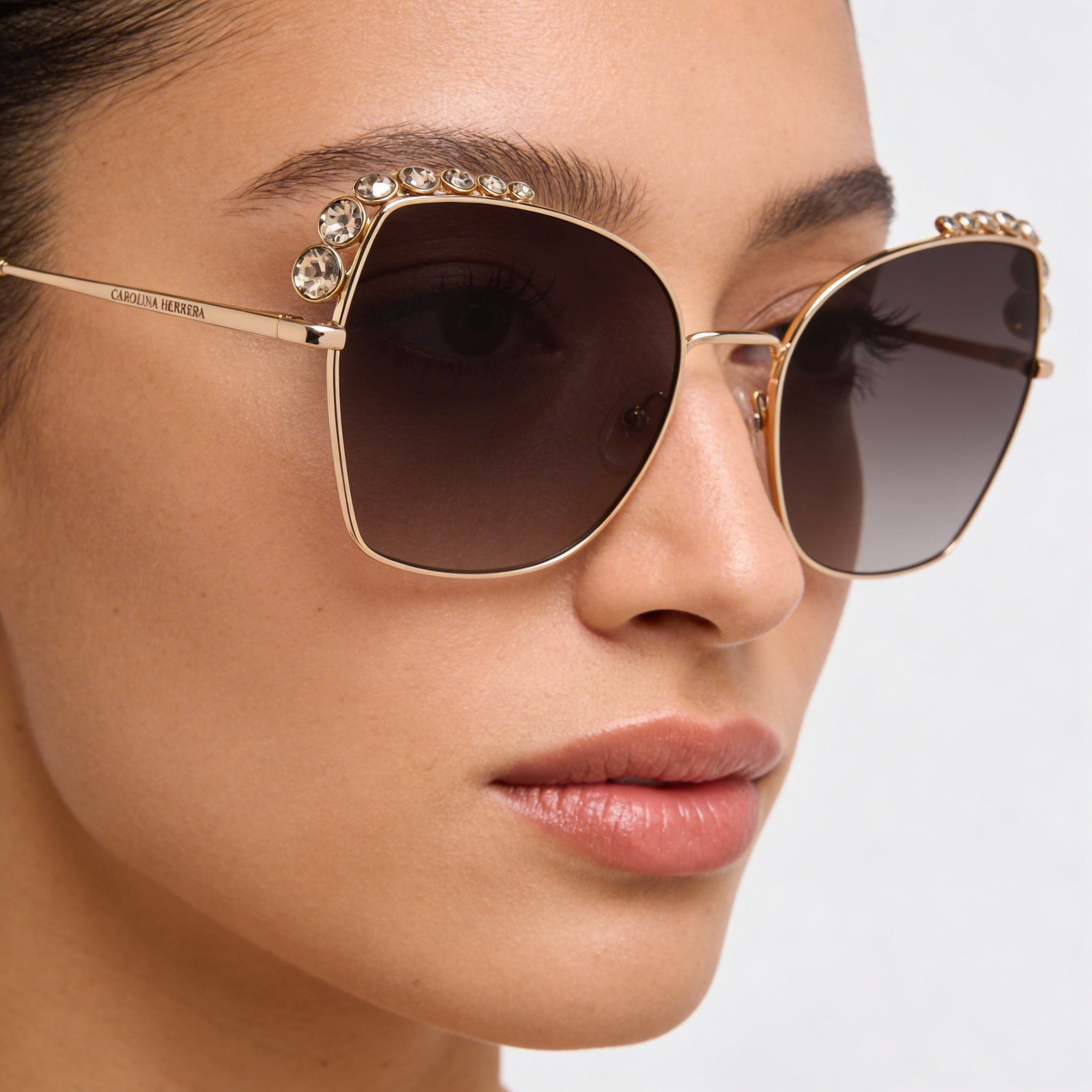 Carolina Herrera Gafas de sol casuales para mujer con protección UV de policarbonato sombreado marrón, metal oro rosa, 59 mm, Photo 5