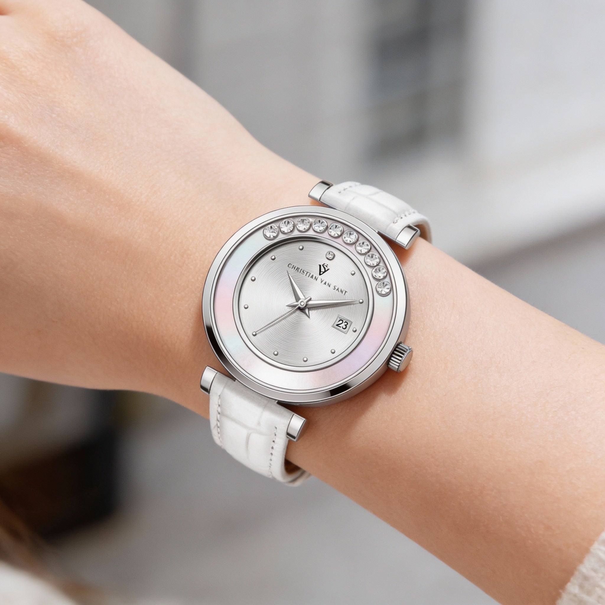 Reloj Christian Van Sant para mujer, resistente al agua, con caja de acero inoxidable plateado y correa de piel, movimiento de cuarzo., Photo 3
