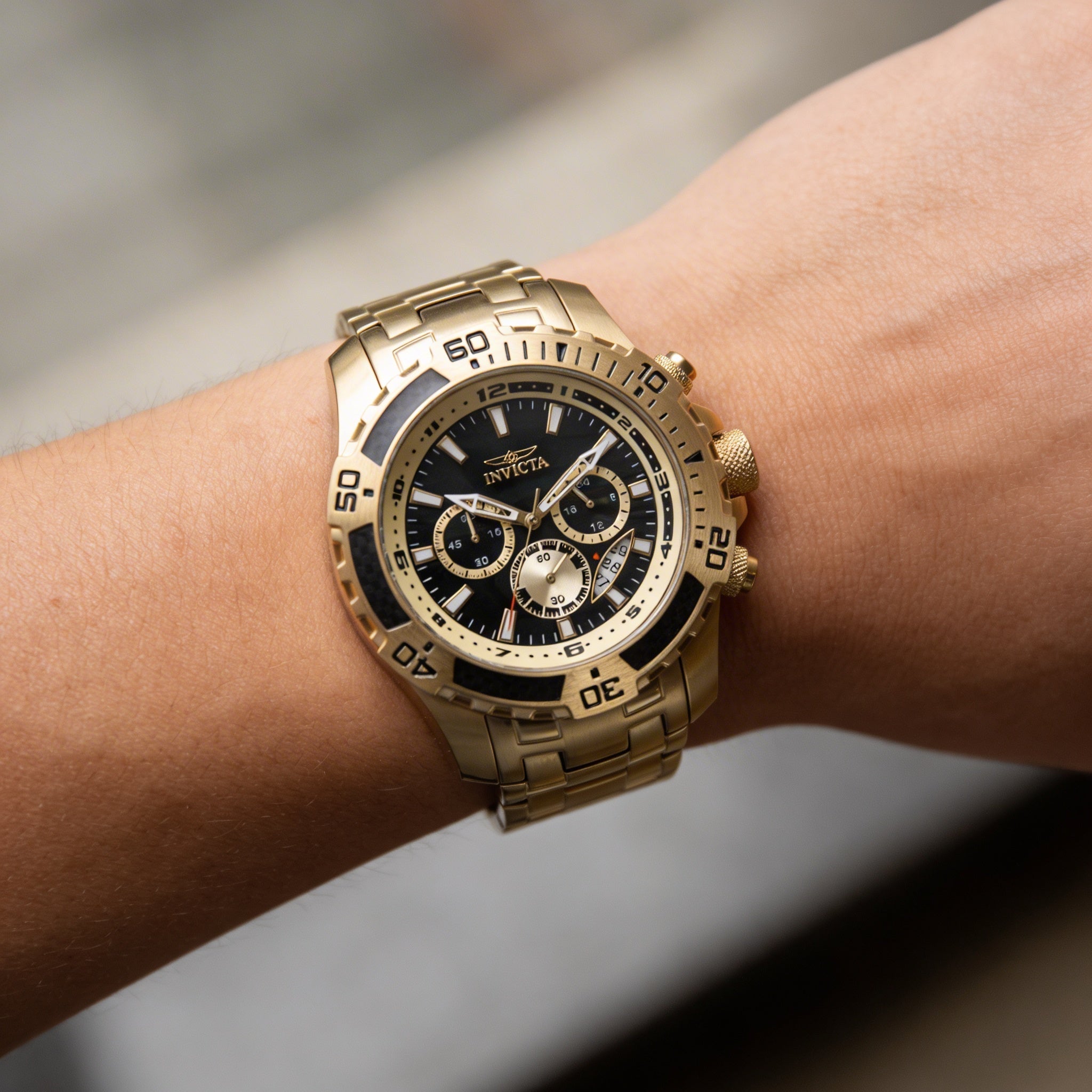 Invicta Pro Diver SCUBA 49854 Unisex Gold Stainless Steel Chronograph Quartz Watch with Black Dial 51mm, Photo 2
