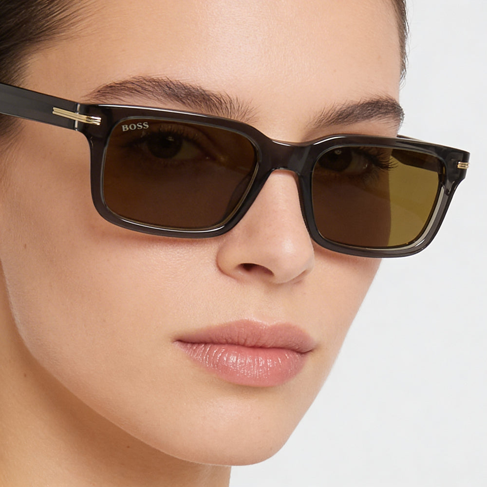 Gafas de sol Hugo Boss modernas para mujer negras y grises de ACETATO ECOLÓGICO con cristales marrones con protección UV 54-19-145