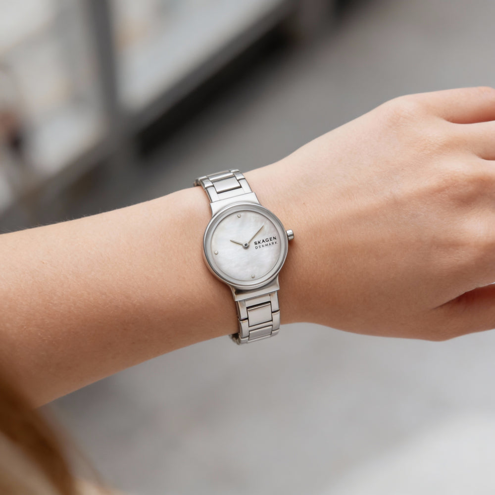 Skagen Freja Lille Women's Silver Stainless Steel White Mother-of-Pearl Dial Scratch-Resistant 26mm Watch