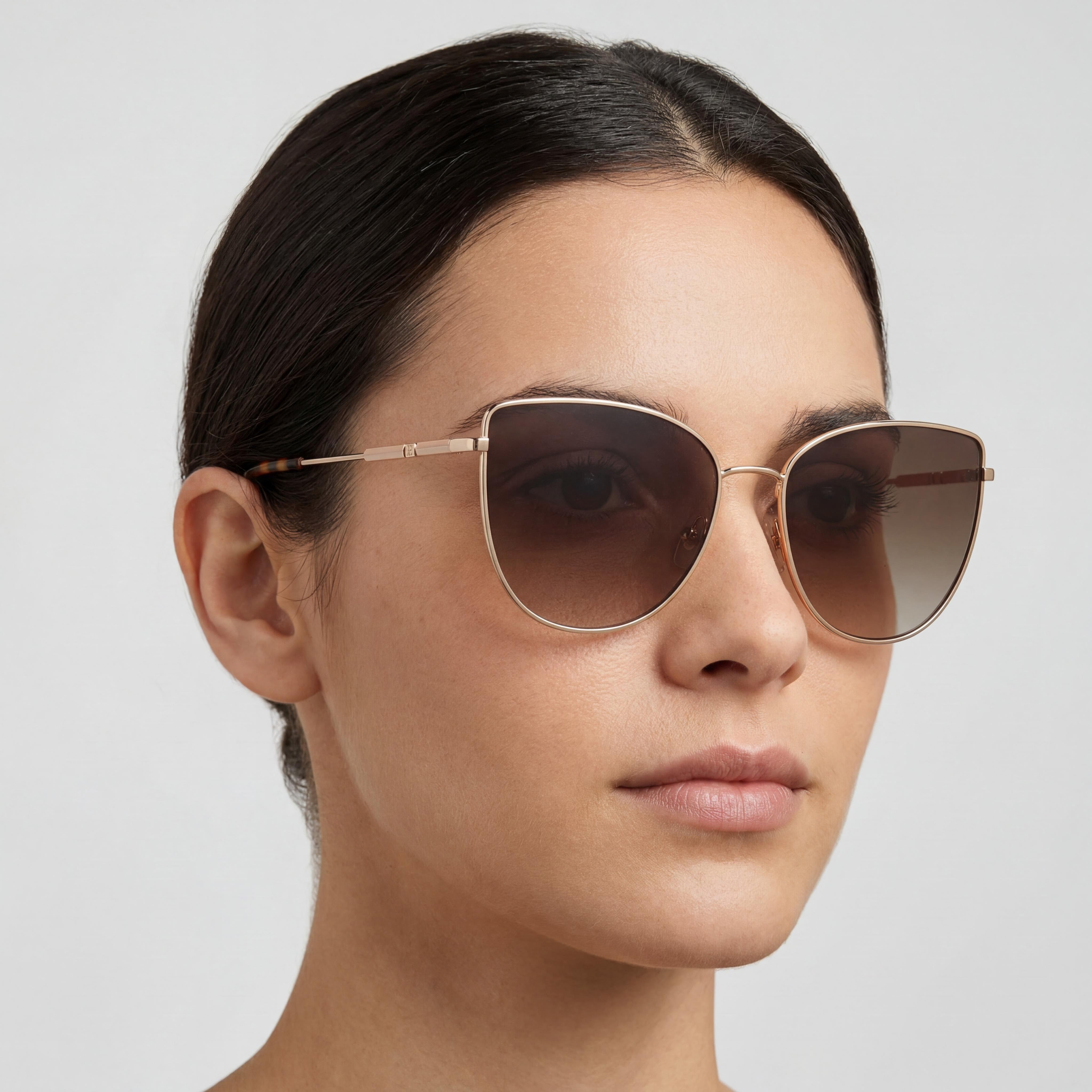 Carolina Herrera HER 0138/S Gafas de sol casuales para mujer con armazón dorado cobrizo sombreado, lentes marrones sombreadas y protección UV de 59 mm, Photo 4