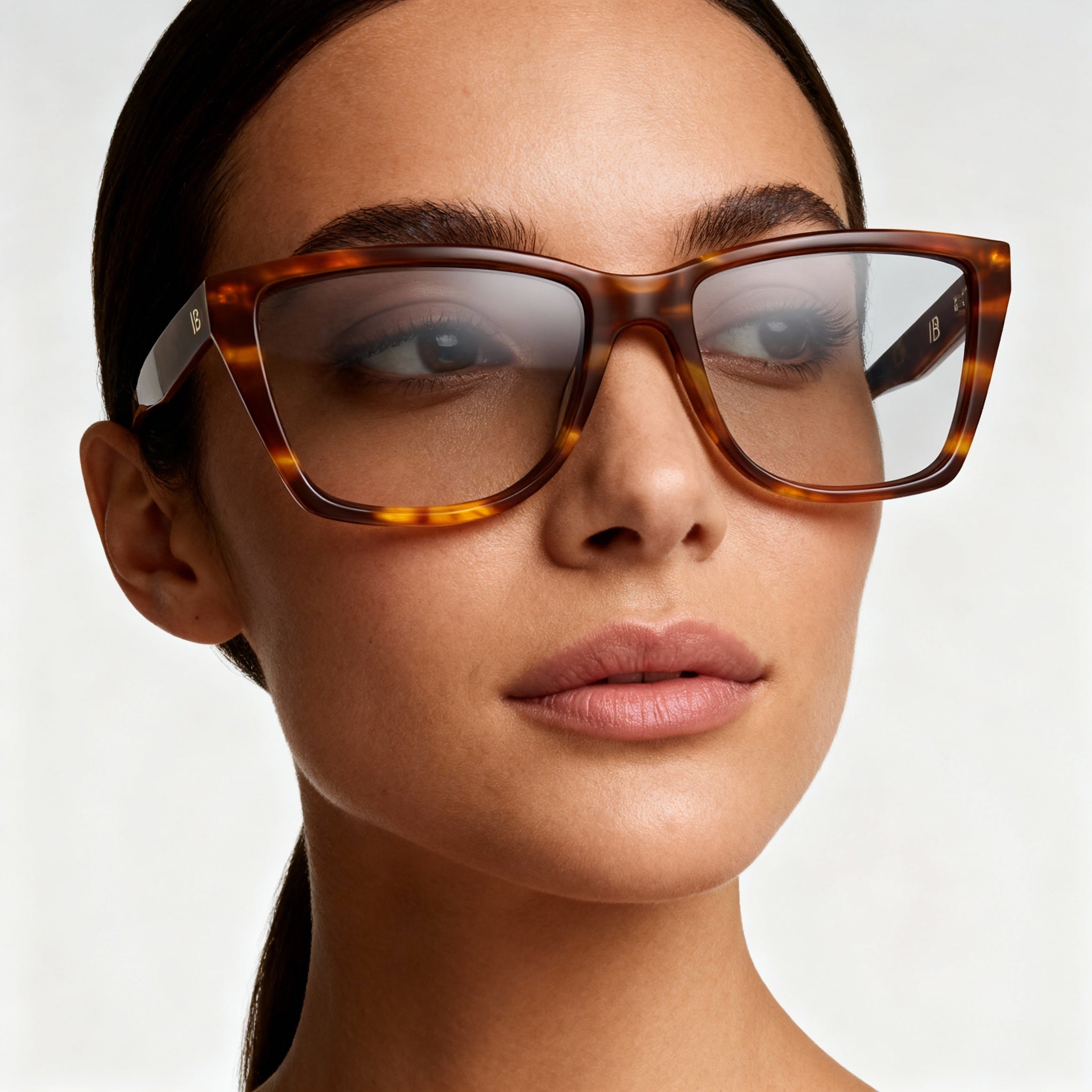 Victoria Beckham VB2664 Women's Acetate Ophthalmic Eyeglasses in Striped Blonde Havana (54-16-140), Photo 4