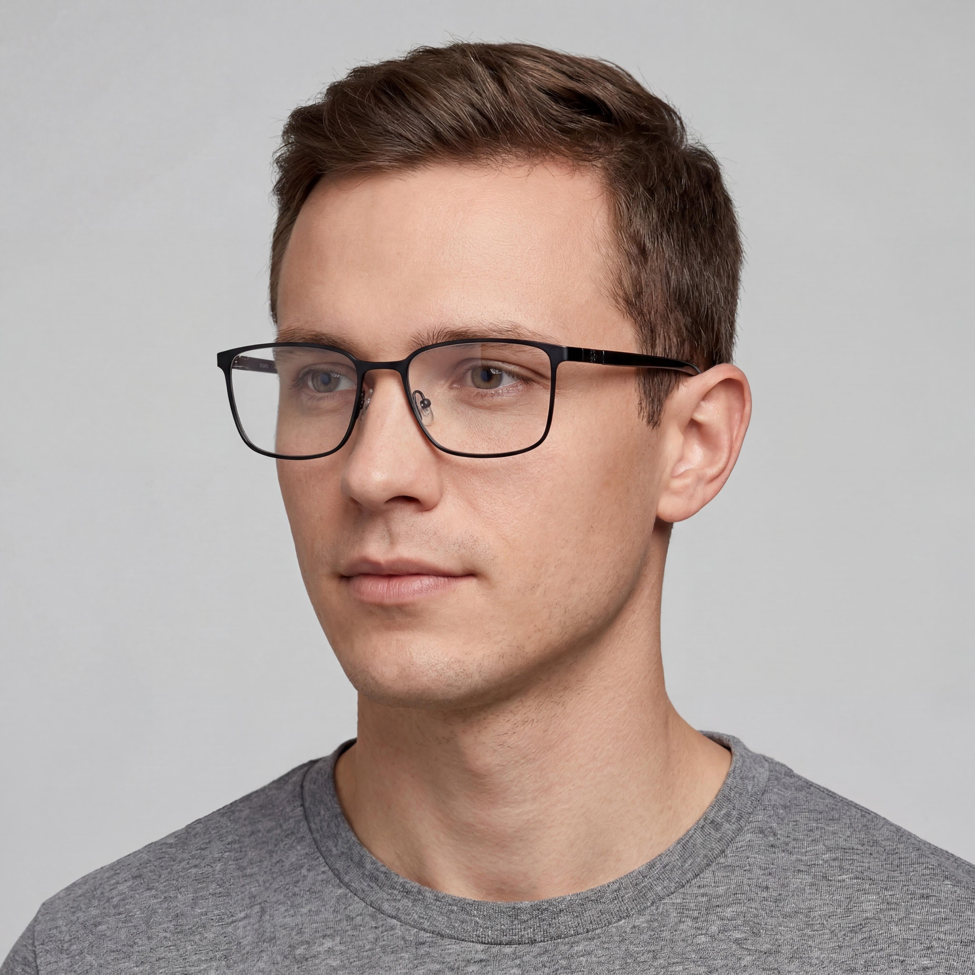 GUESS GU50243 Classic Unisex Eyeglasses, Metal Frame Matte Black with Transparent Polycarbonate Lenses, 58-18-145mm, Photo 4