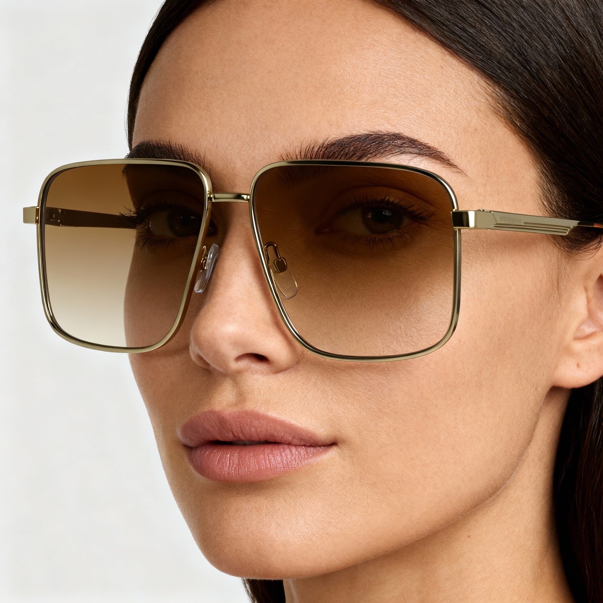 Victoria Beckham Modern Women's Gold Honey Gradient Metallo Sunglasses with Polycarbonate Lenses 57mm, Photo 4