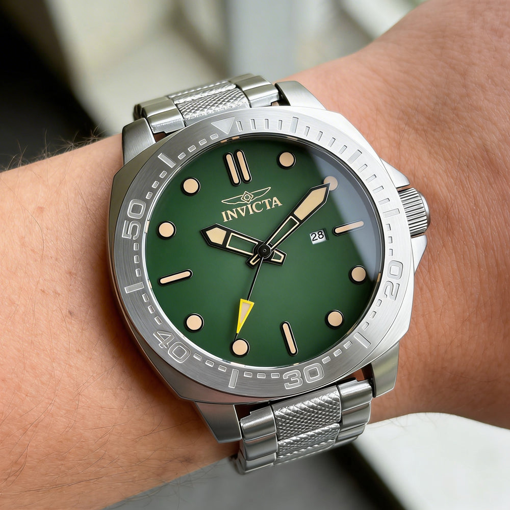 Invicta Speedway 49100 Men's Quartz Movement Silver Stainless Steel Case & Bracelet Green Dial 46mm Watch