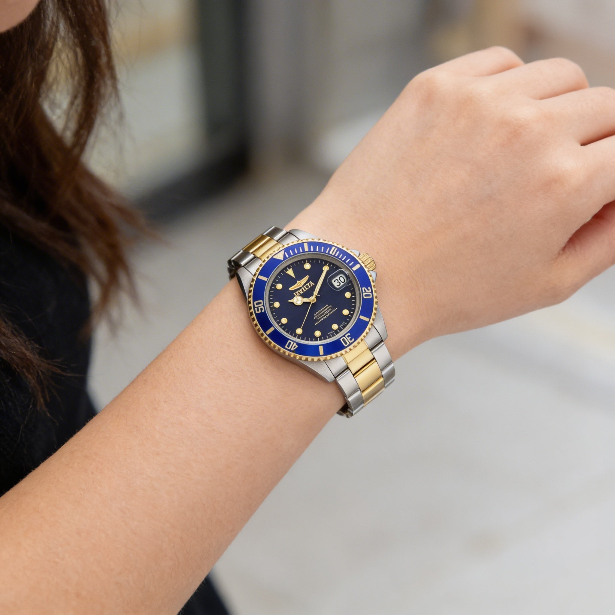 Invicta Pro Diver Women's Two Tone Stainless Steel Blue Dial Automatic Watch 40mm, Photo 4