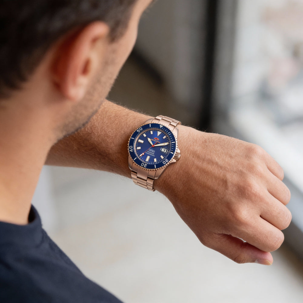 Reloj automático Seapro para hombre con esfera azul, fecha, cristal mineral resistente a arañazos y resistencia al agua de 200 m.