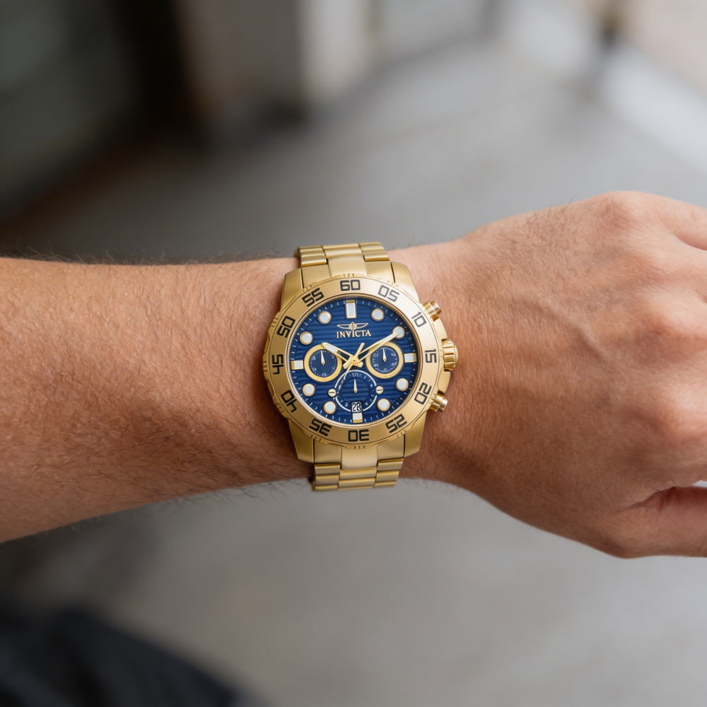 Invicta Men's Pro Diver Scuba Chronograph Blue Dial Gold-Tone Stainless Steel Date Watch 100m Water Resistant