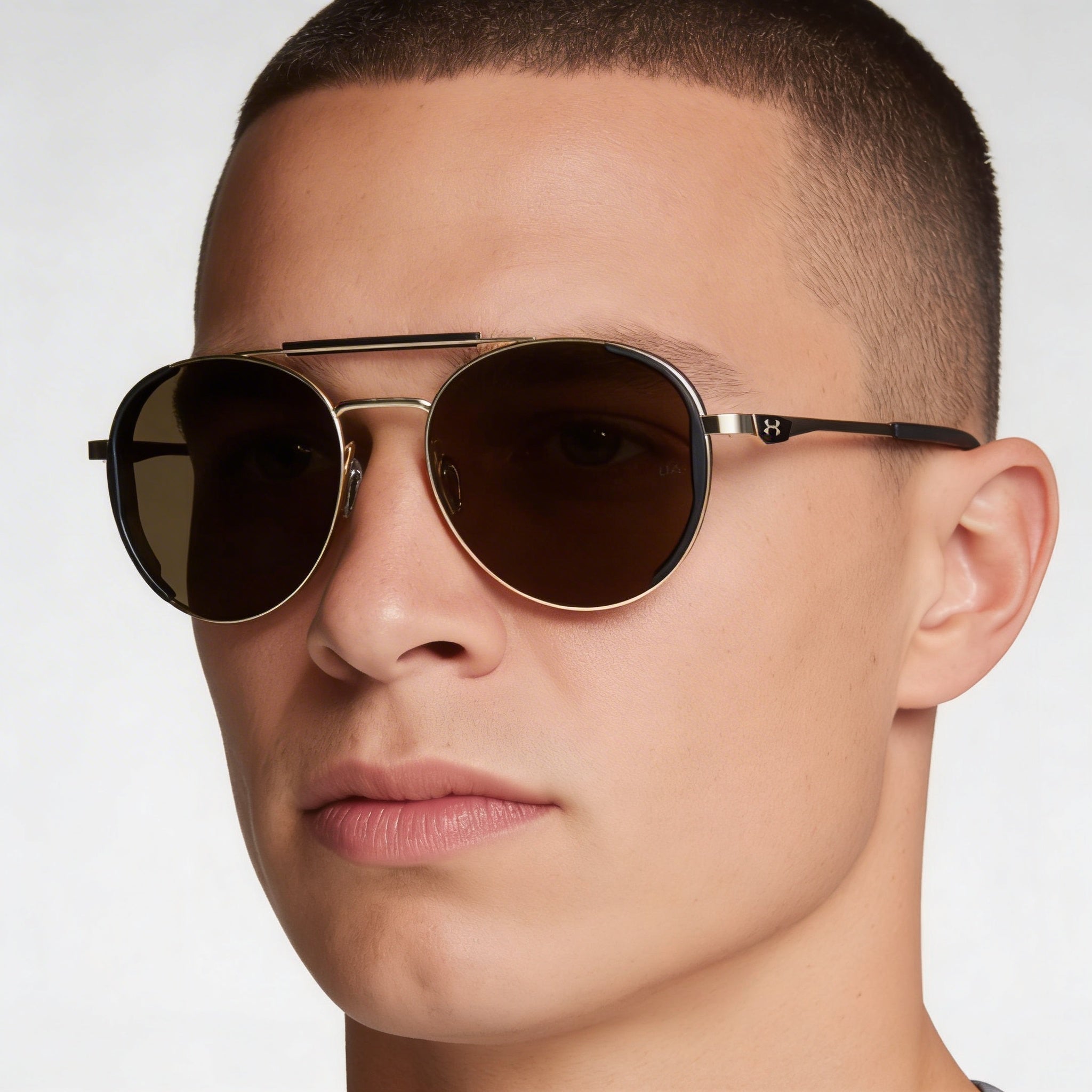 Gafas de sol unisex Under Armour UA 0008/G/S con montura de acero de aleación en dorado claro y protección UV, lentes de 55 mm, Photo 4