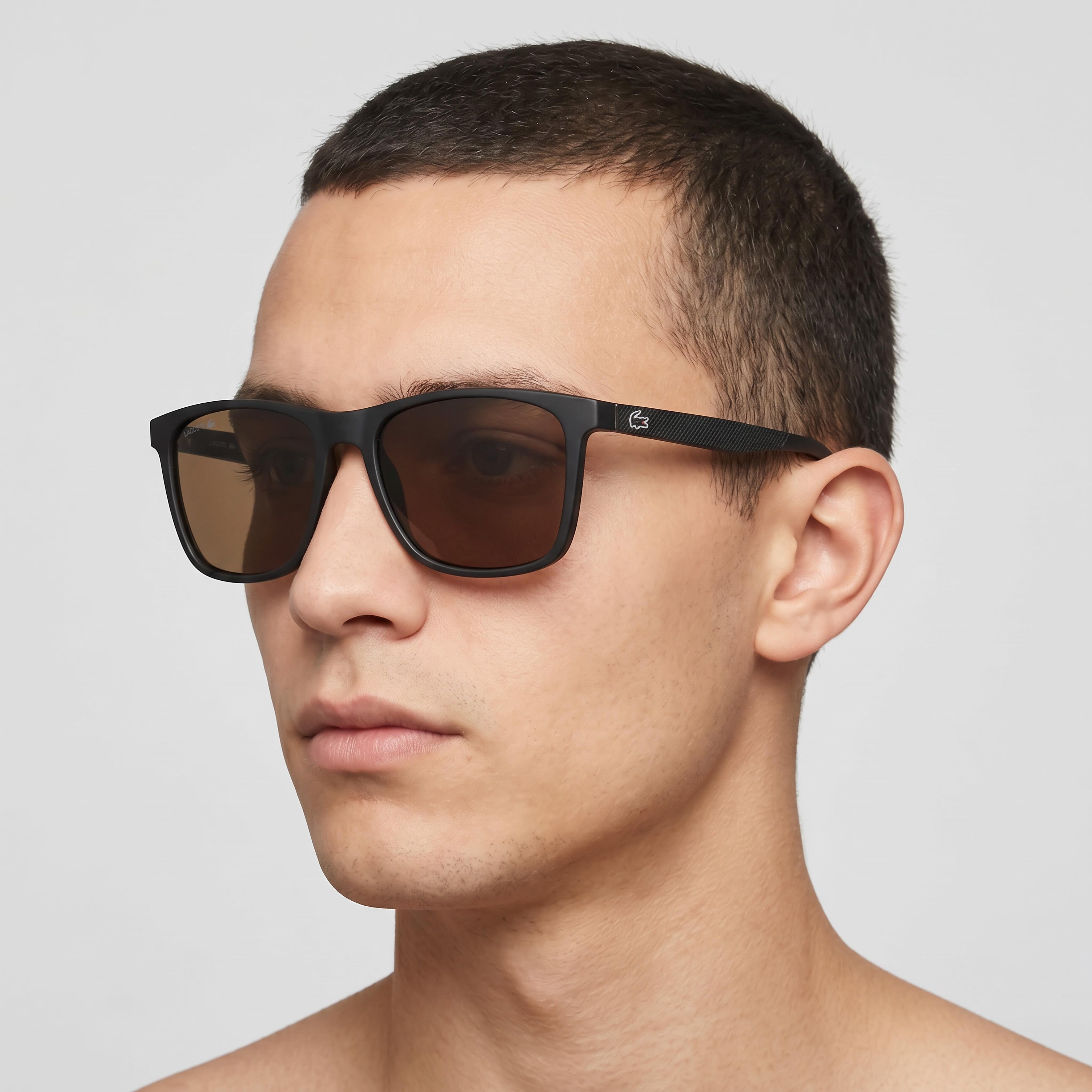 Gafas de sol unisex Lacoste Petit Pique cuadradas de plástico negro mate con protección UV de 56 mm, Photo 5