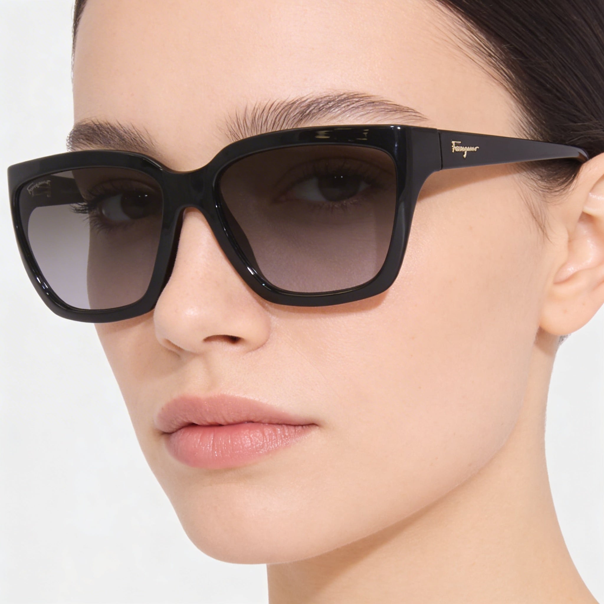 Gafas de sol Ferragamo Classic para mujer, acetato brillante negro, montura completa, lentes grises degradadas, 59 mm, Photo 2