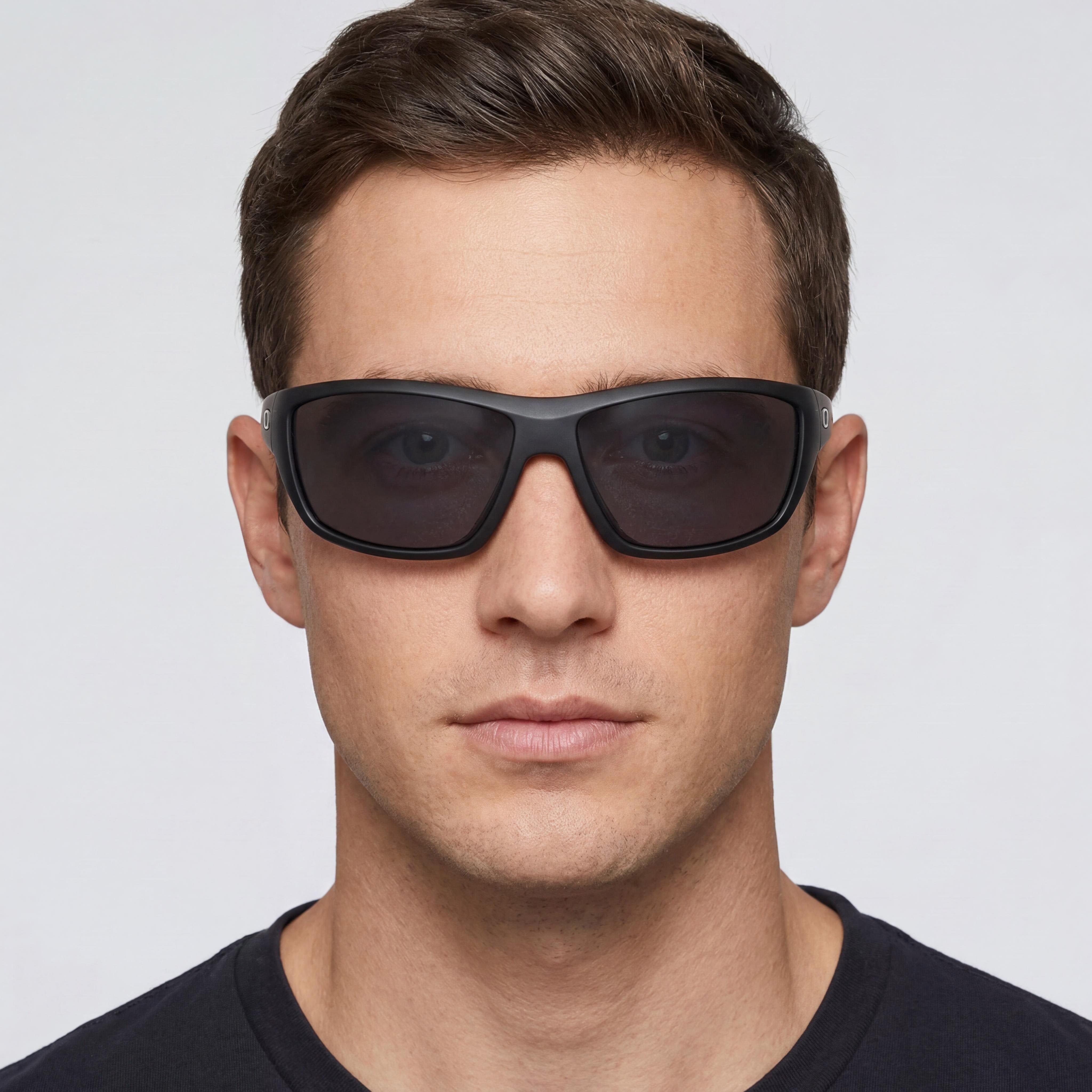 Columbia C525SP UTILIZER Men's Matte Black Plastic Frame Smoke Polarized UV Protected Sunglasses 62mm, Photo 5