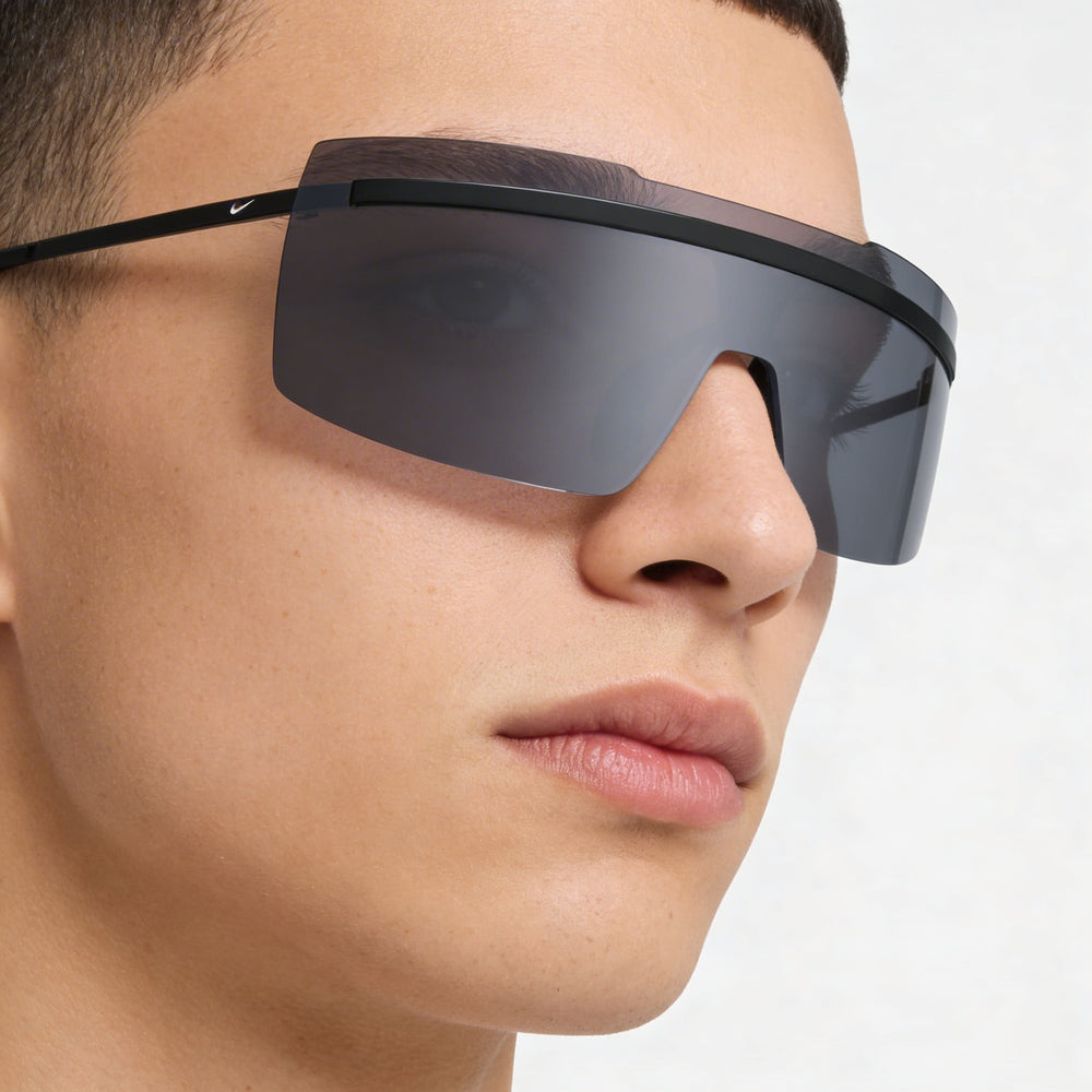 NIKE Classic Unisex Sunglasses featuring Gold Mirror Lenses with Anti-Glare, Lightweight & Non-Slip Grip