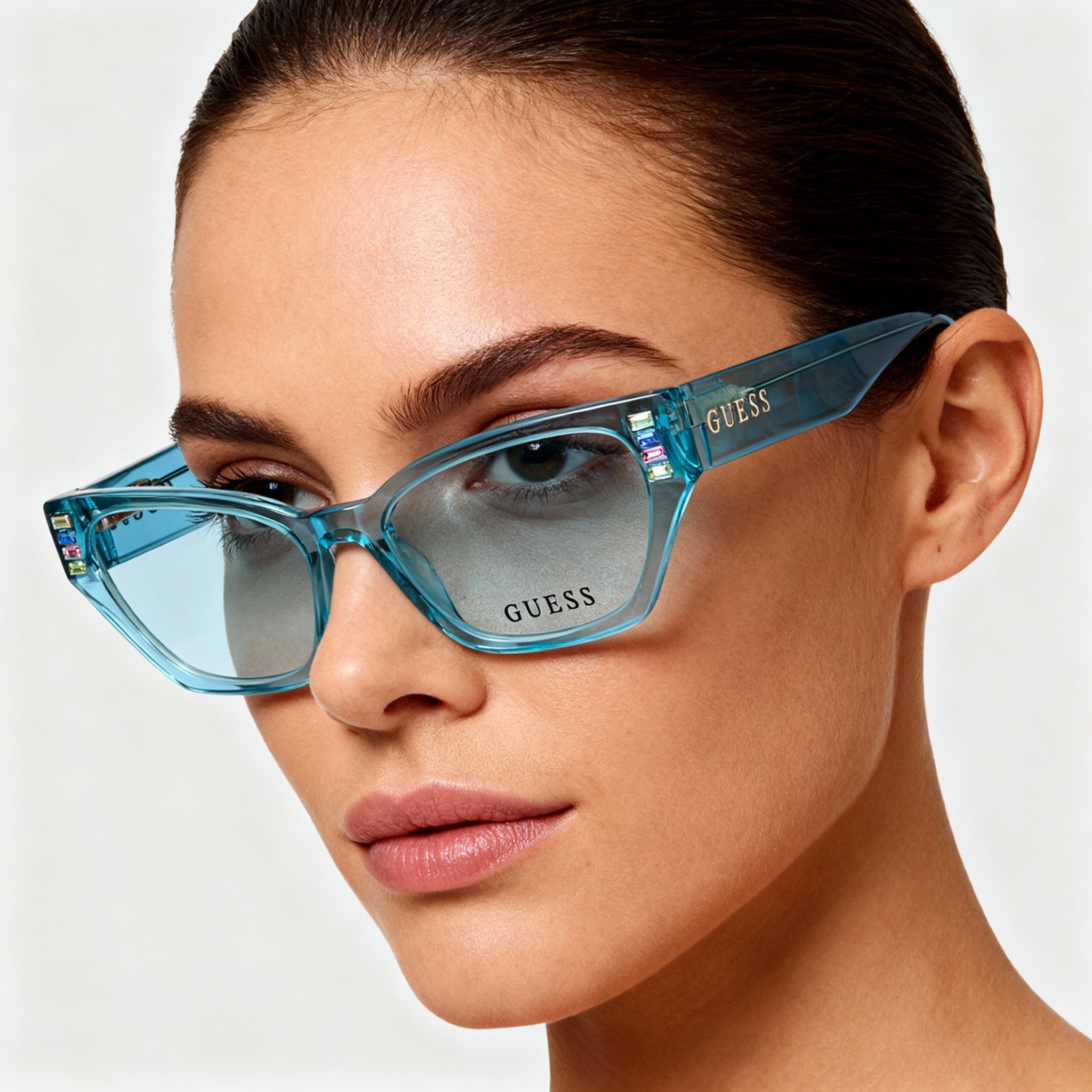 GUESS GU2967 Women's Modern Eyeglass Frames, Bright Turquoise Plastic, Lens 51mm, Bridge 16mm, Temple 145mm, Photo 3