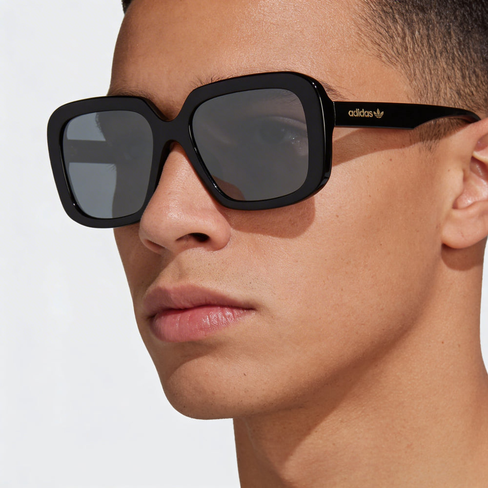 Gafas de sol modernas para hombre Adidas Originals con montura de acetato, negro brillante, lentes ahumados, protección UV, 56 mm