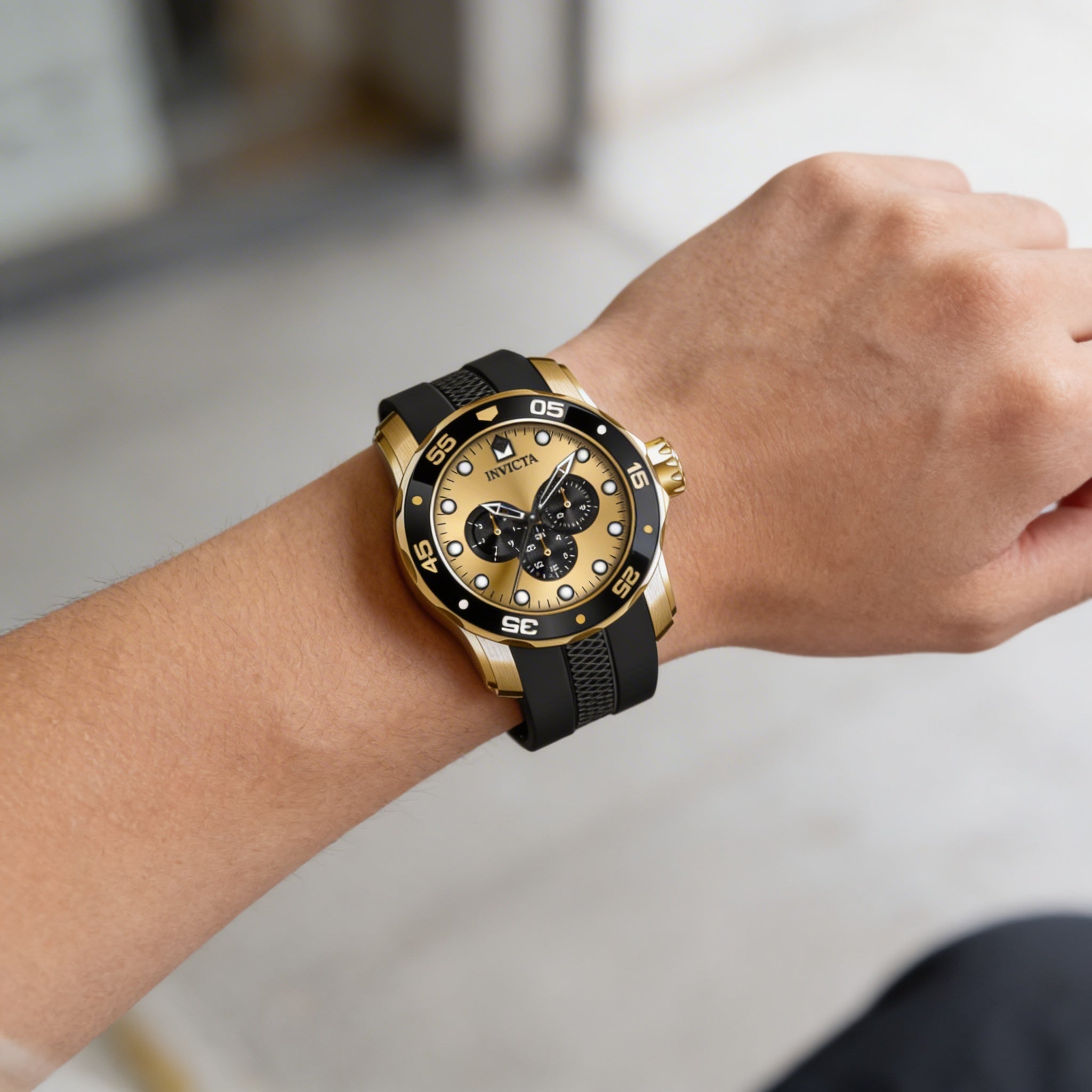 Invicta Pro Diver IN-45719-AMZUK Unisex Gold Stainless Steel Stop Watch Black Silicone Band 48mm, Photo 2