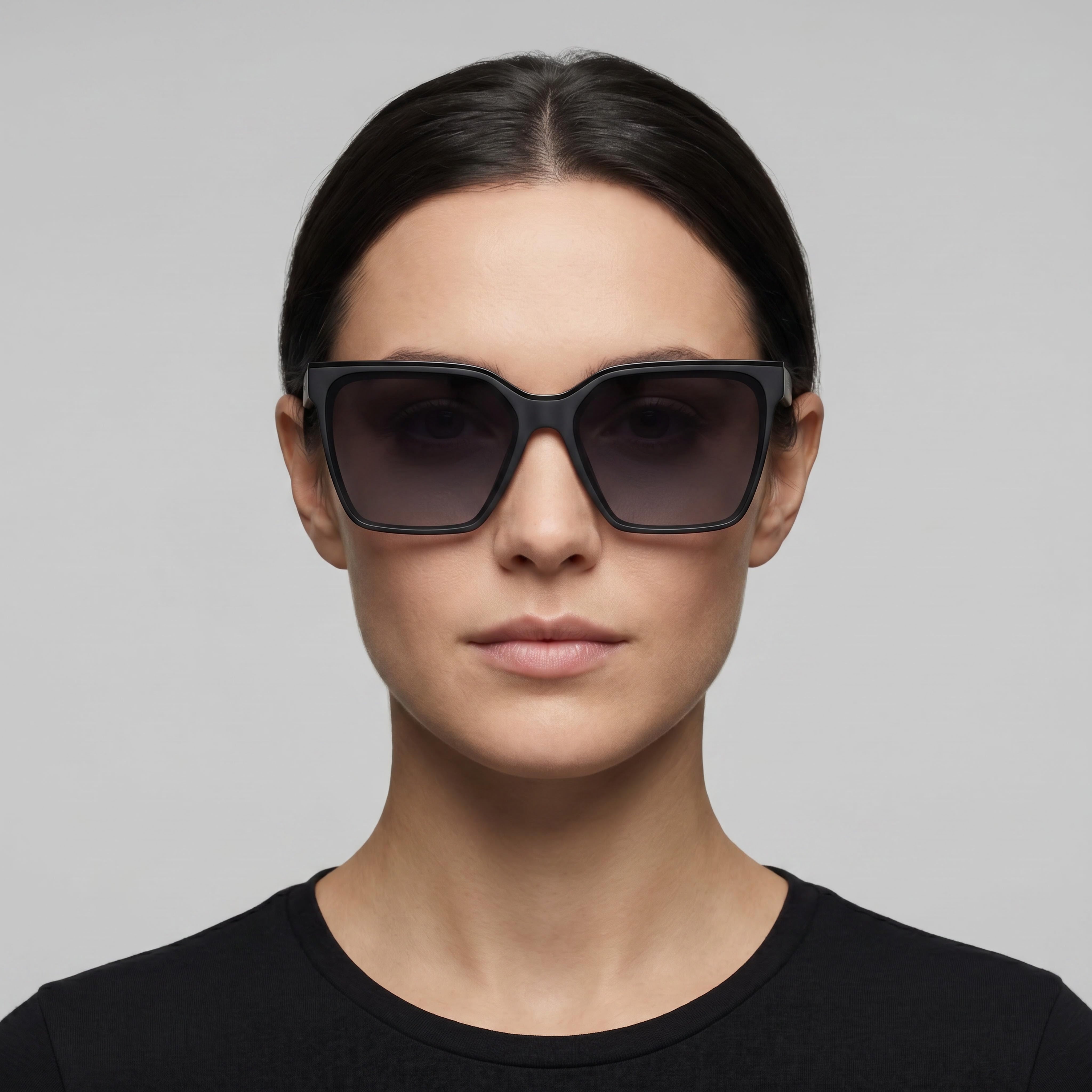 QUAY AUSTRALIA Gafas de sol de mujer Level Up con montura cuadrada de inyección negra, lentes polarizadas gris humo y protección UV 58-17-150, Photo 5