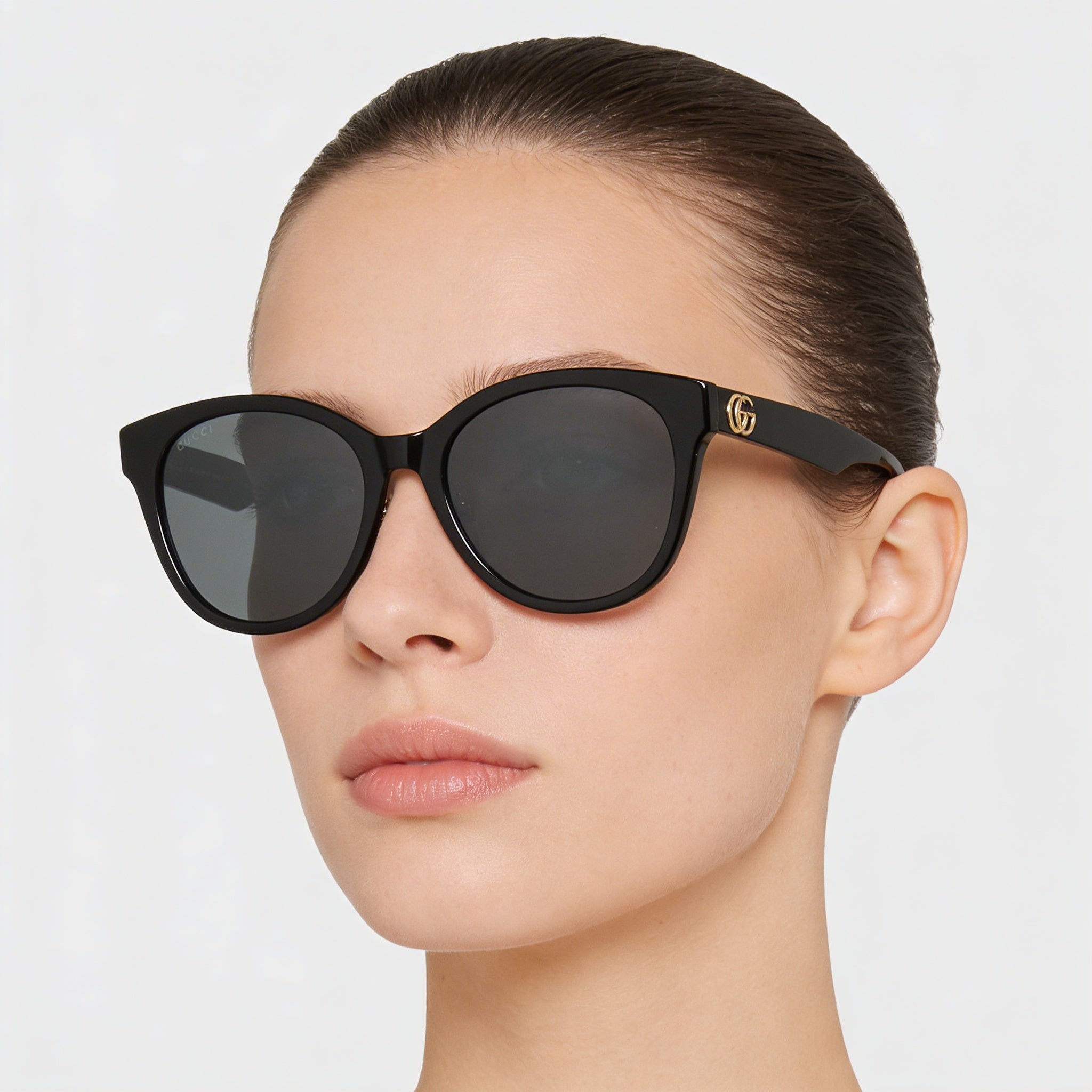 Gucci GG1002SK - Gafas de sol para mujer, bicapa brillante, de plástico negro, con lentes grises y protección UV, no polarizadas, 56 mm, Photo 4